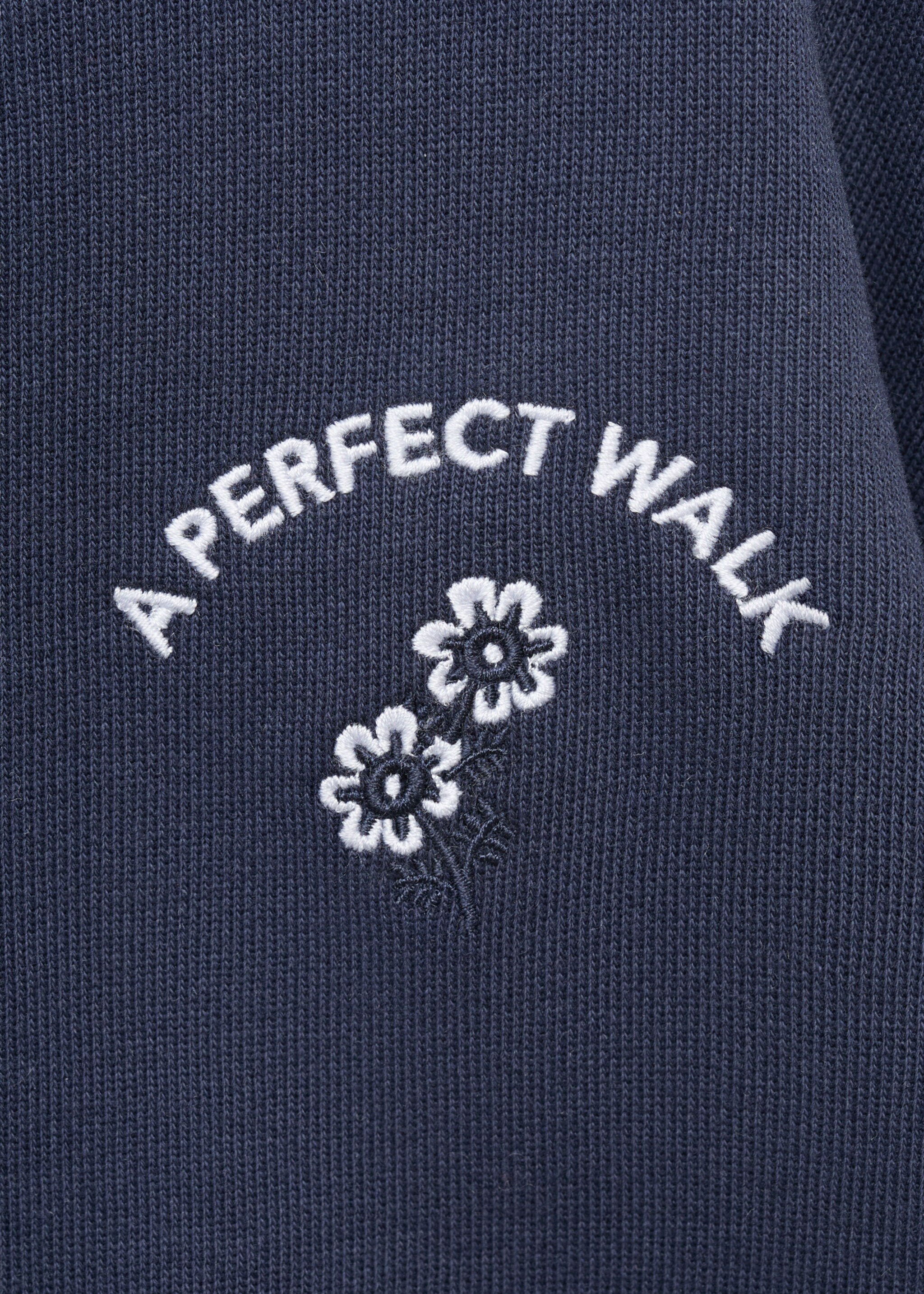 Floral sweatshirt dress - Details of the article 8, Dark Navy. Ref: 17085159-00.