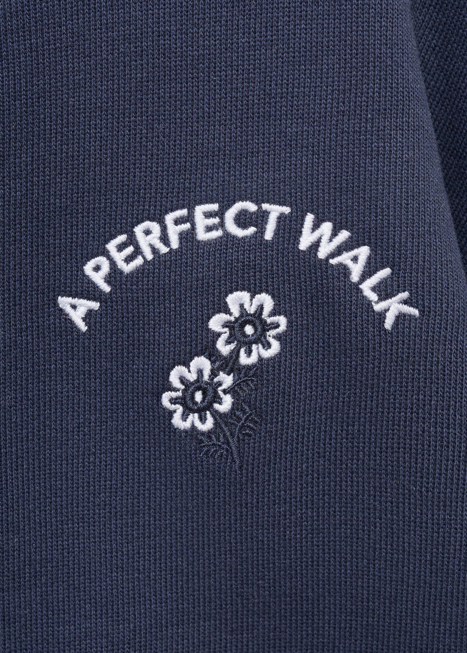 Floral sweatshirt dress - Details of the article 8