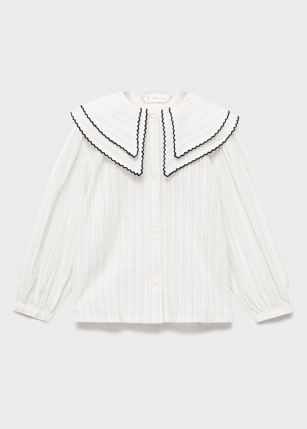 Striped blouse with Peter Pan collar