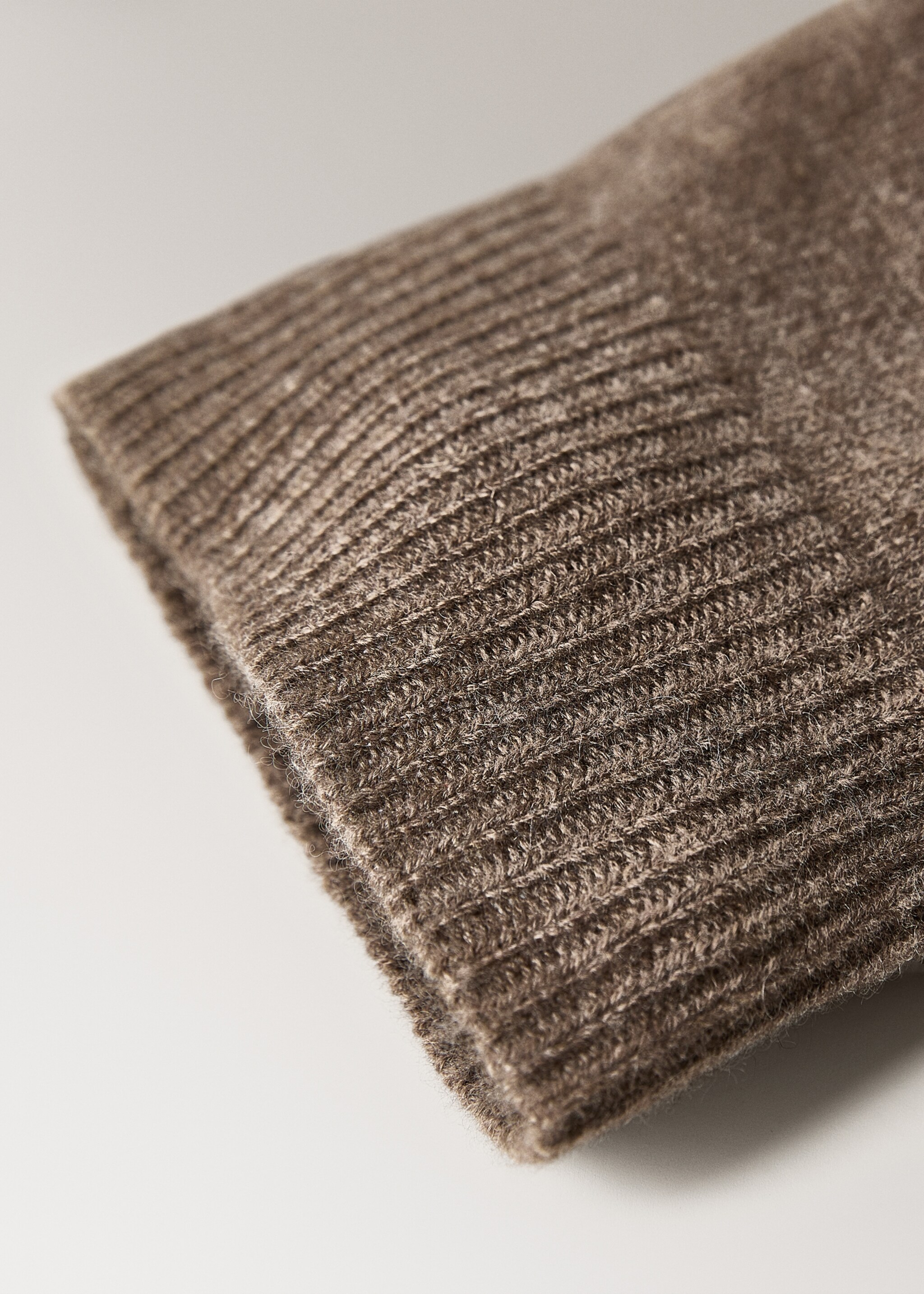 Baby cashmere balaclava - Details of the article 2, Medium Brown. Ref: 17085166-00.