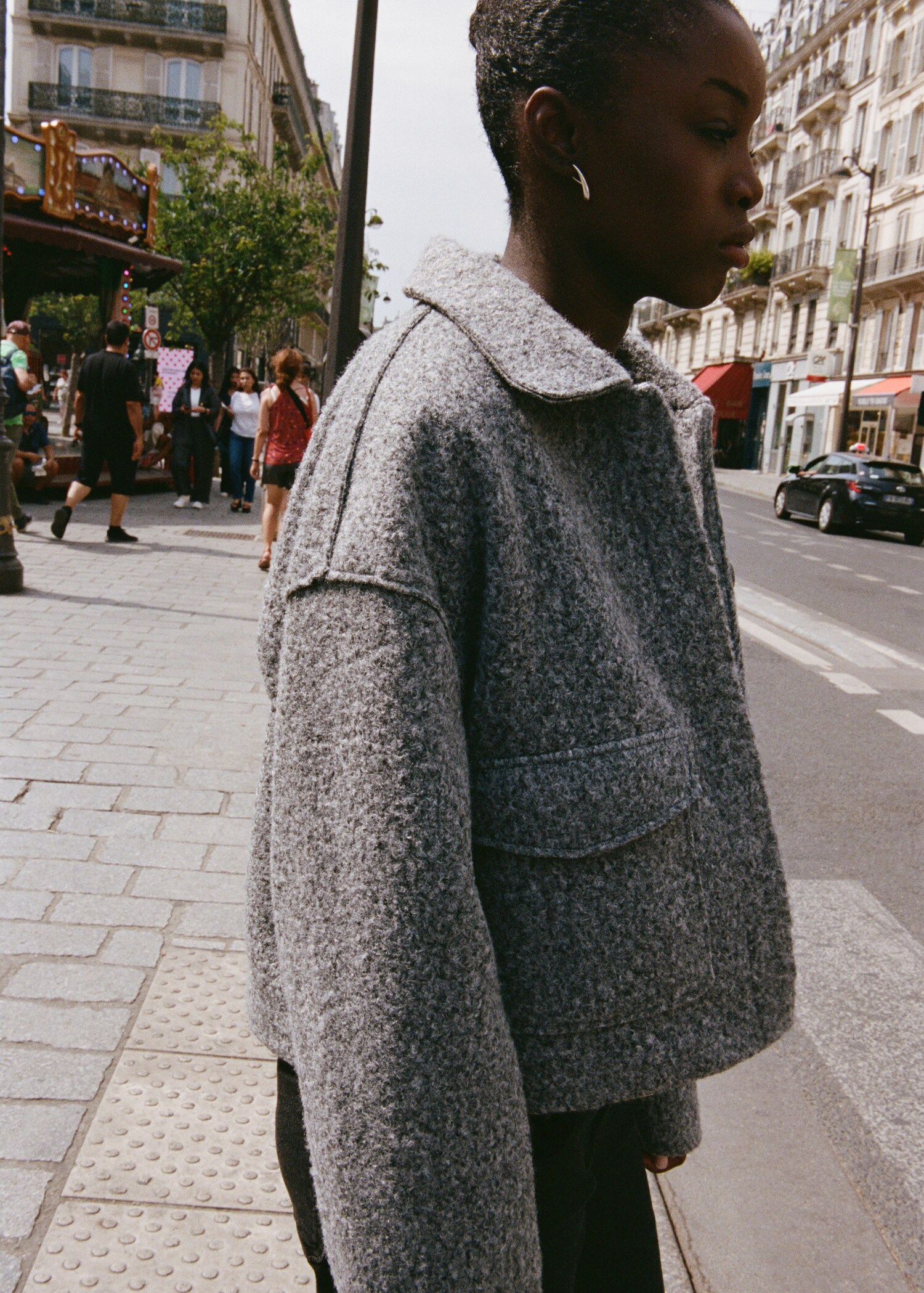 Wool jacket with lapel pockets - Details of the article 5
