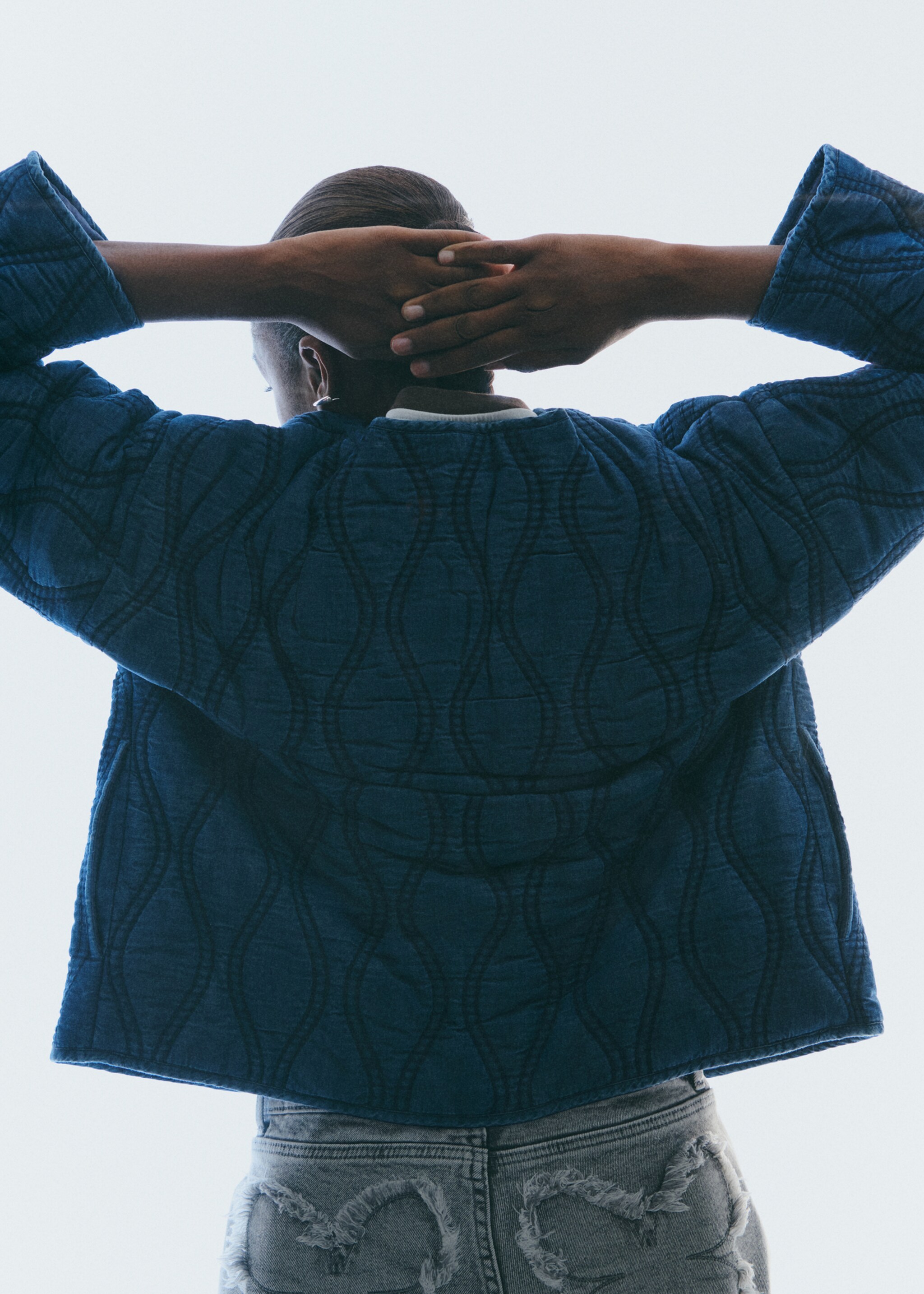 Quilted denim jacket - Details of the article 5, Dark Blue. Ref: 17085790-00.