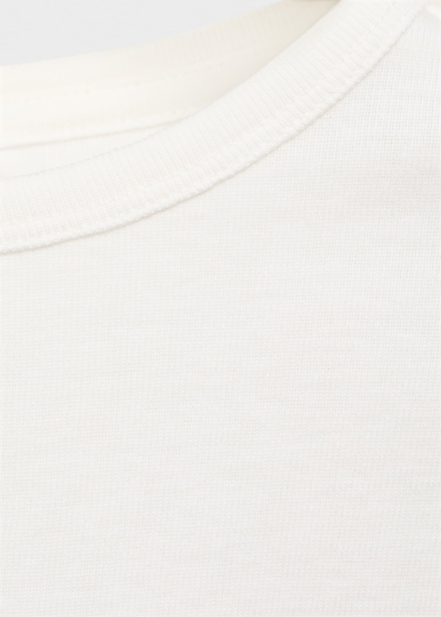 Baumwoll-T-Shirt mit Raffdetails - Detail des Artikels 8