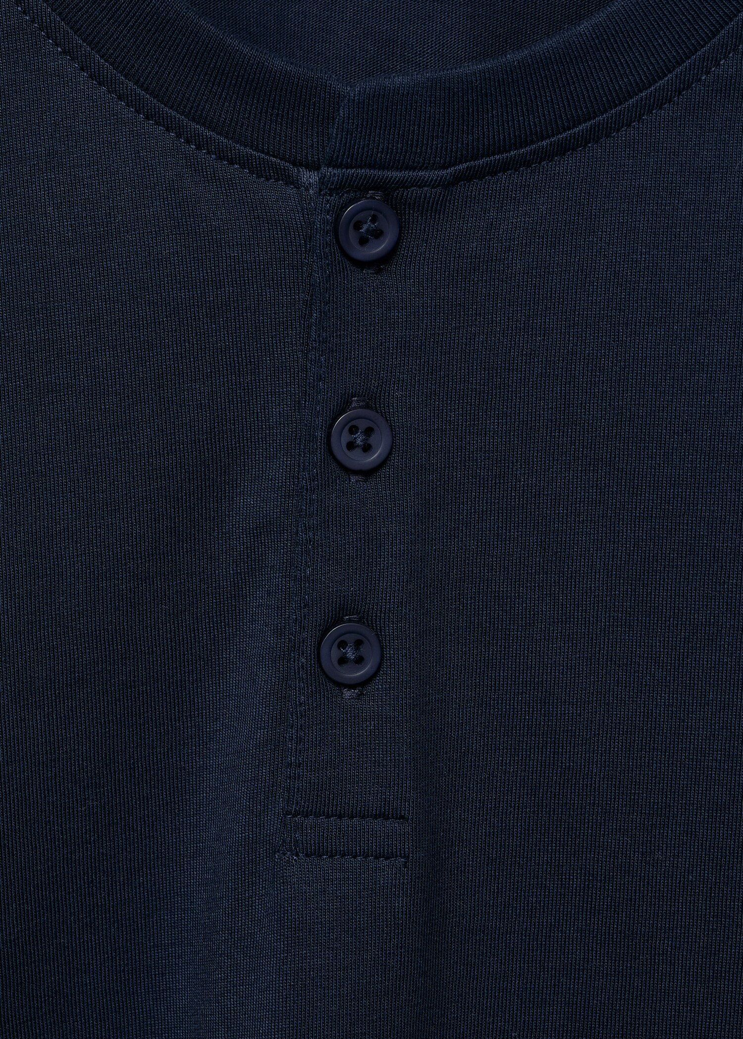 Buttoned cotton T-shirt - Details of the article 8