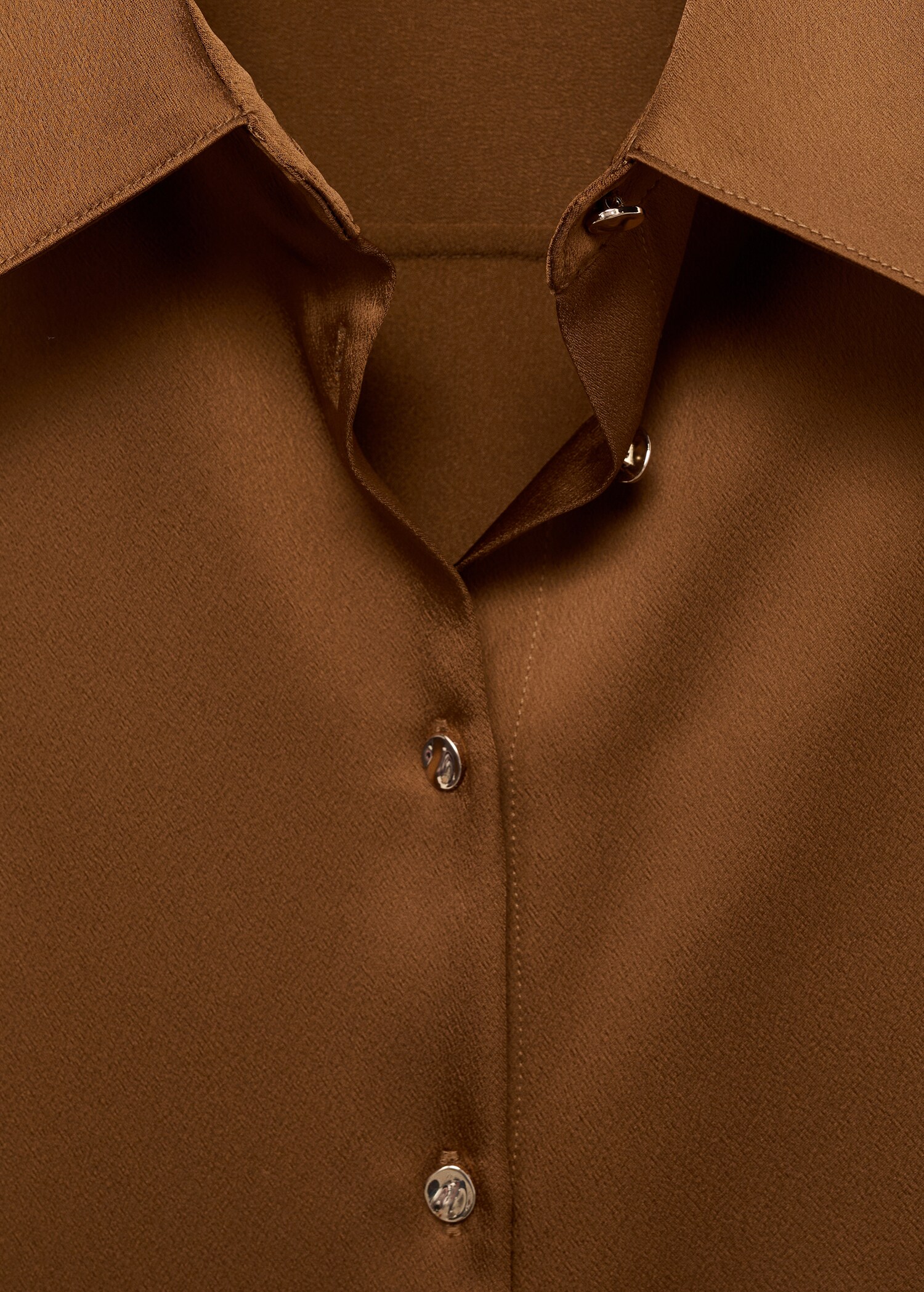 Satin finish flowy shirt - Details of the article 8