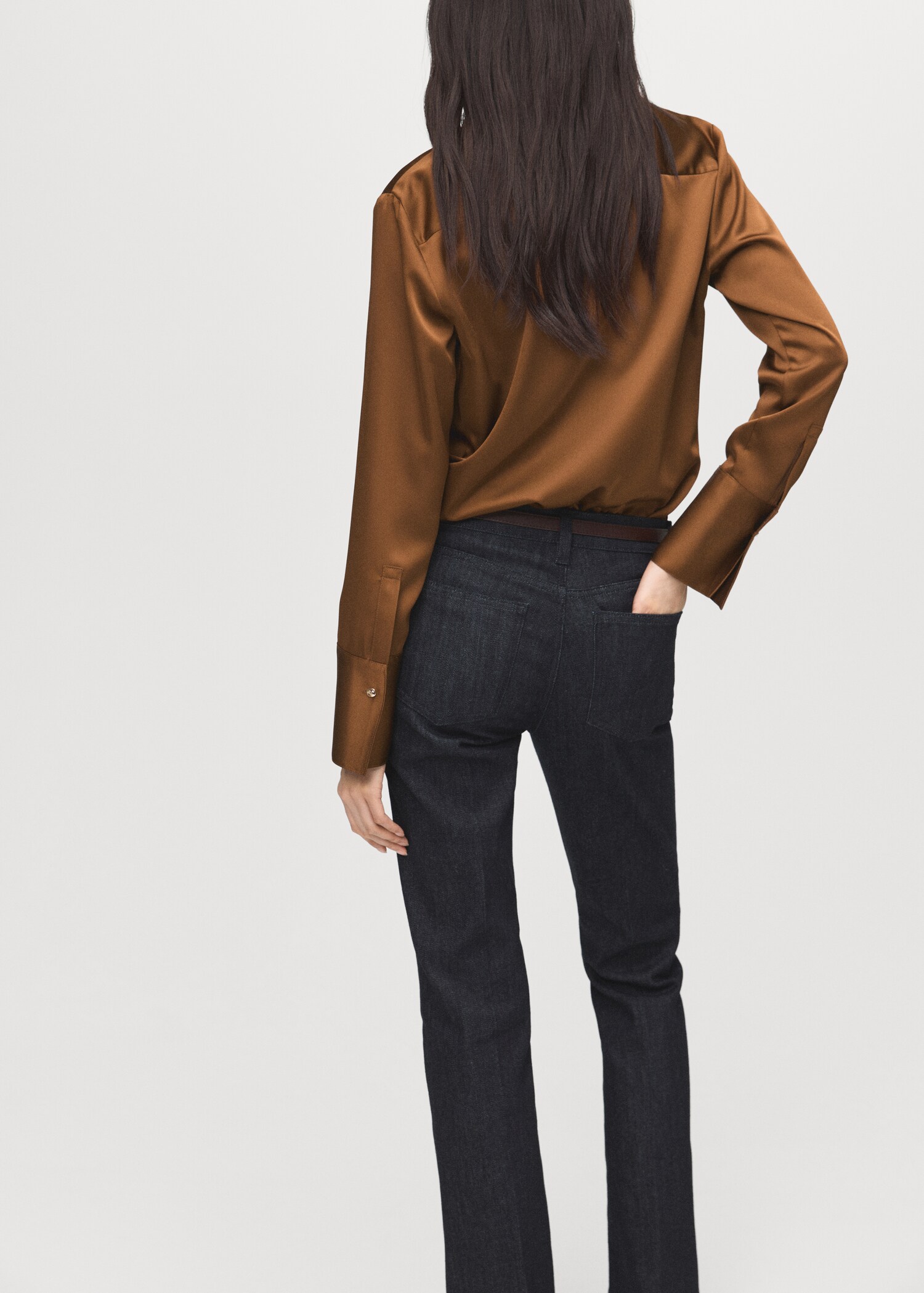 Satin finish flowy shirt - Reverse of the article