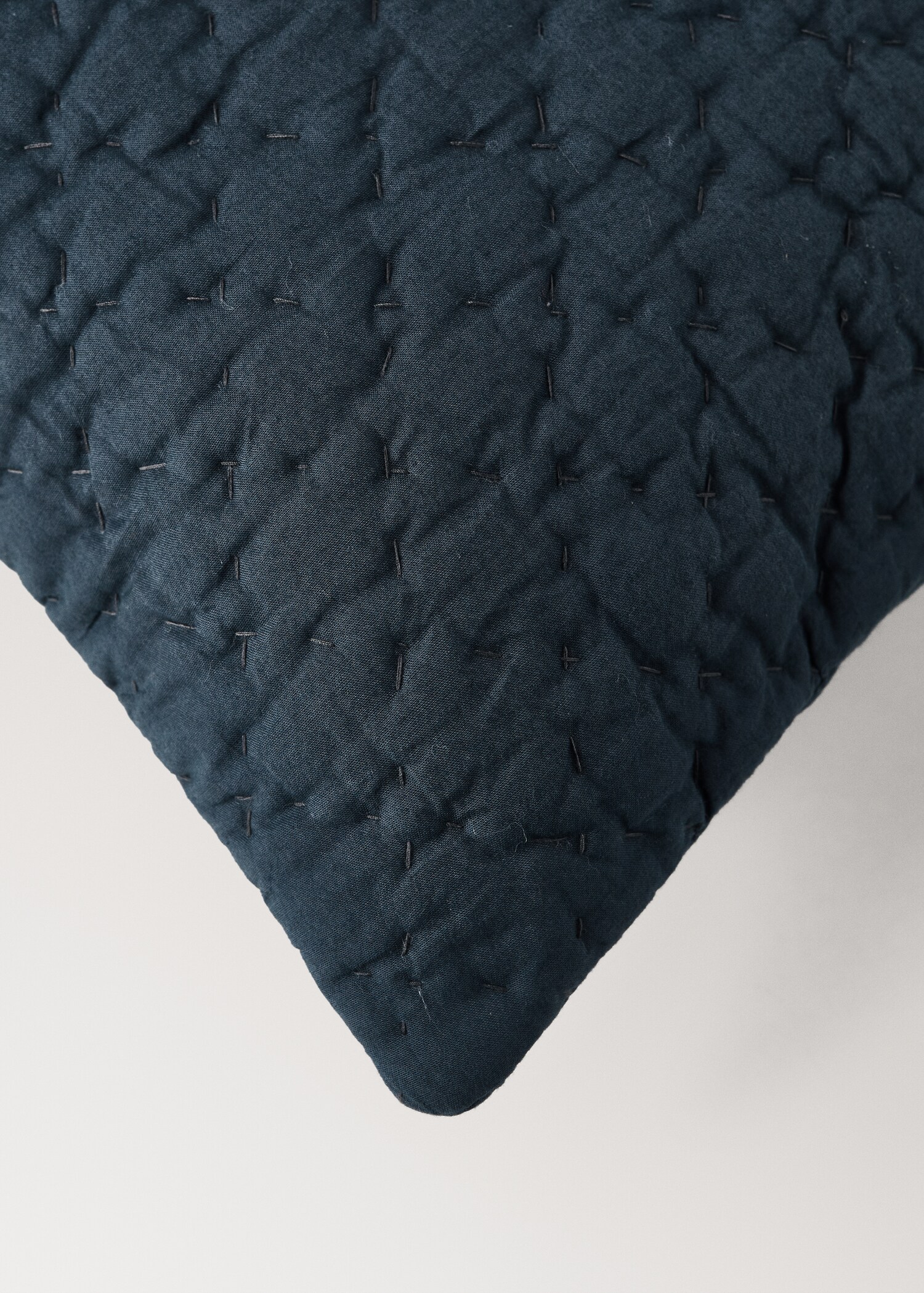 Children's hand-stitched cotton bed cushion cover, 30x40 cm - Details of the article 3