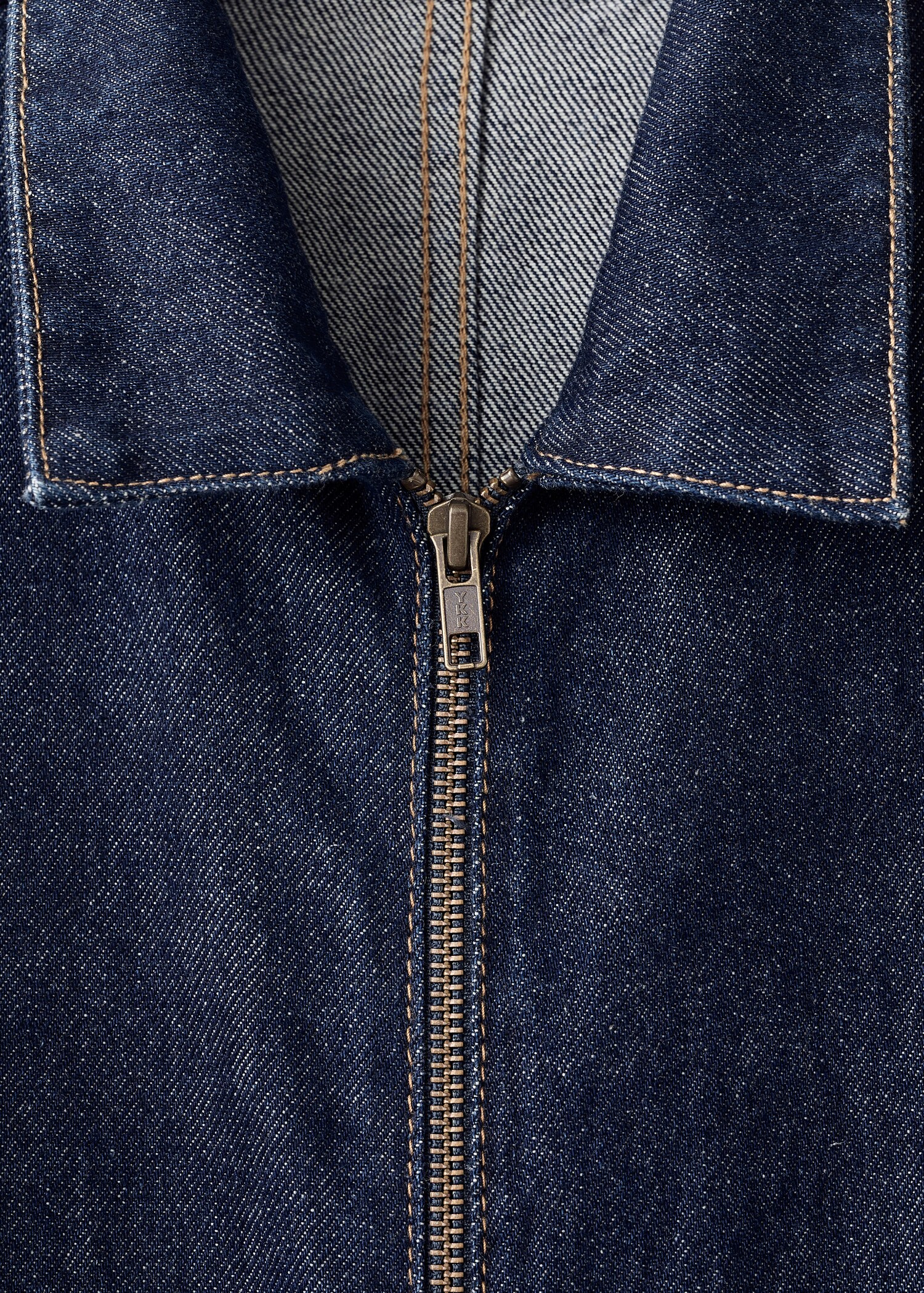 Belt denim jumpsuit - Details of the article 8