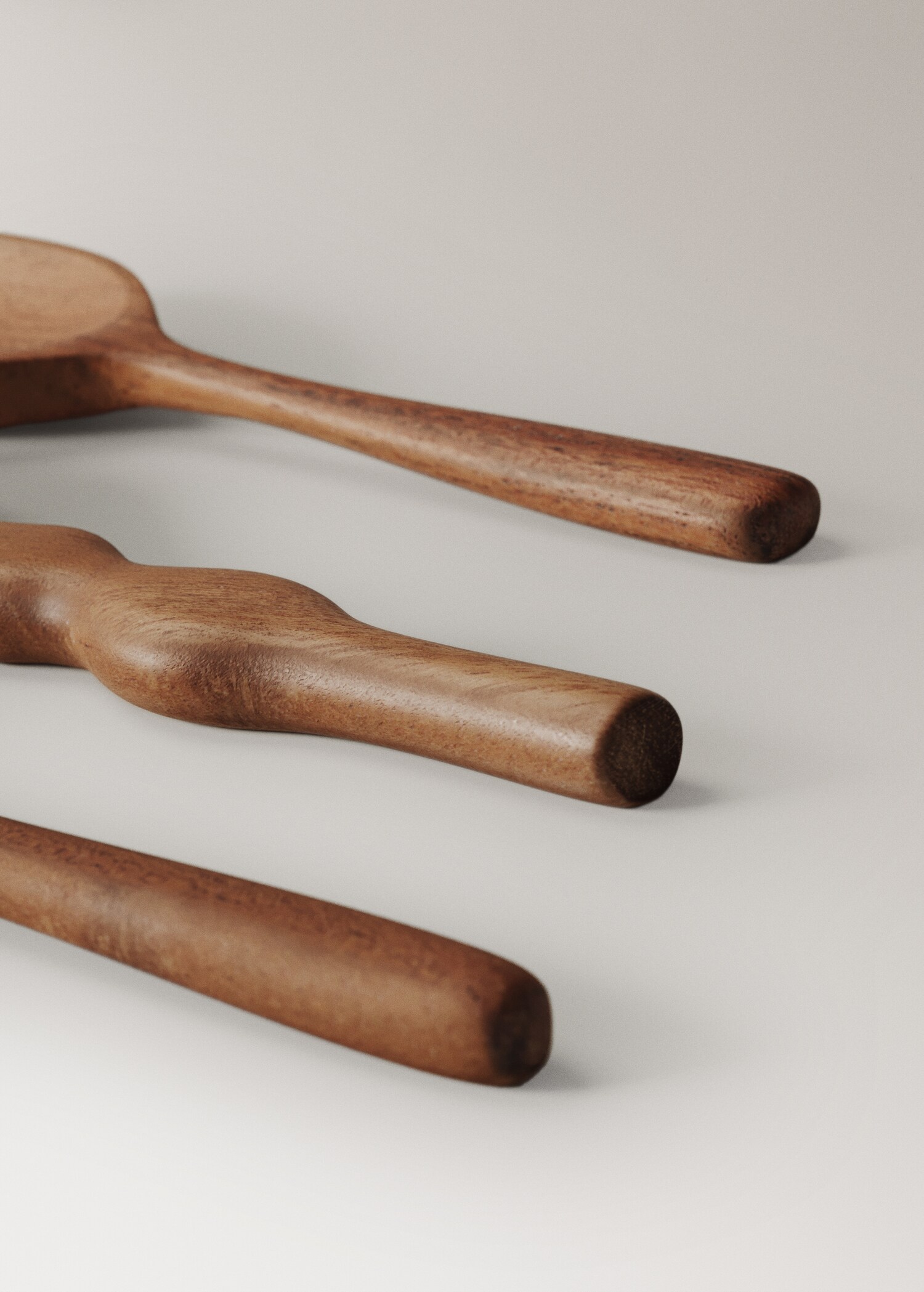 Set de 3 culleres de servir de fusta antiga - Detall de l'article 2