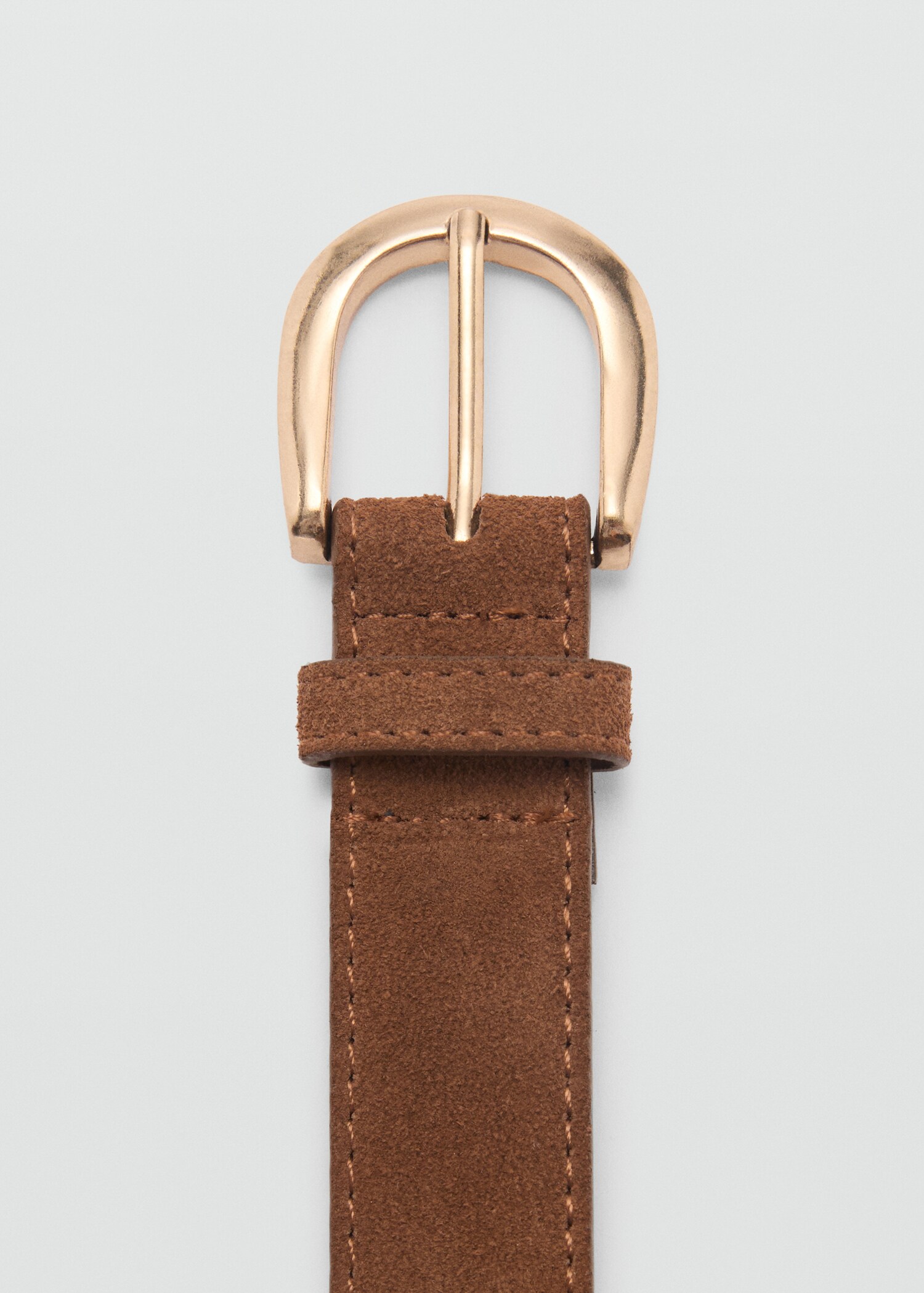 Ceinture en croûte de cuir - Plan moyen
