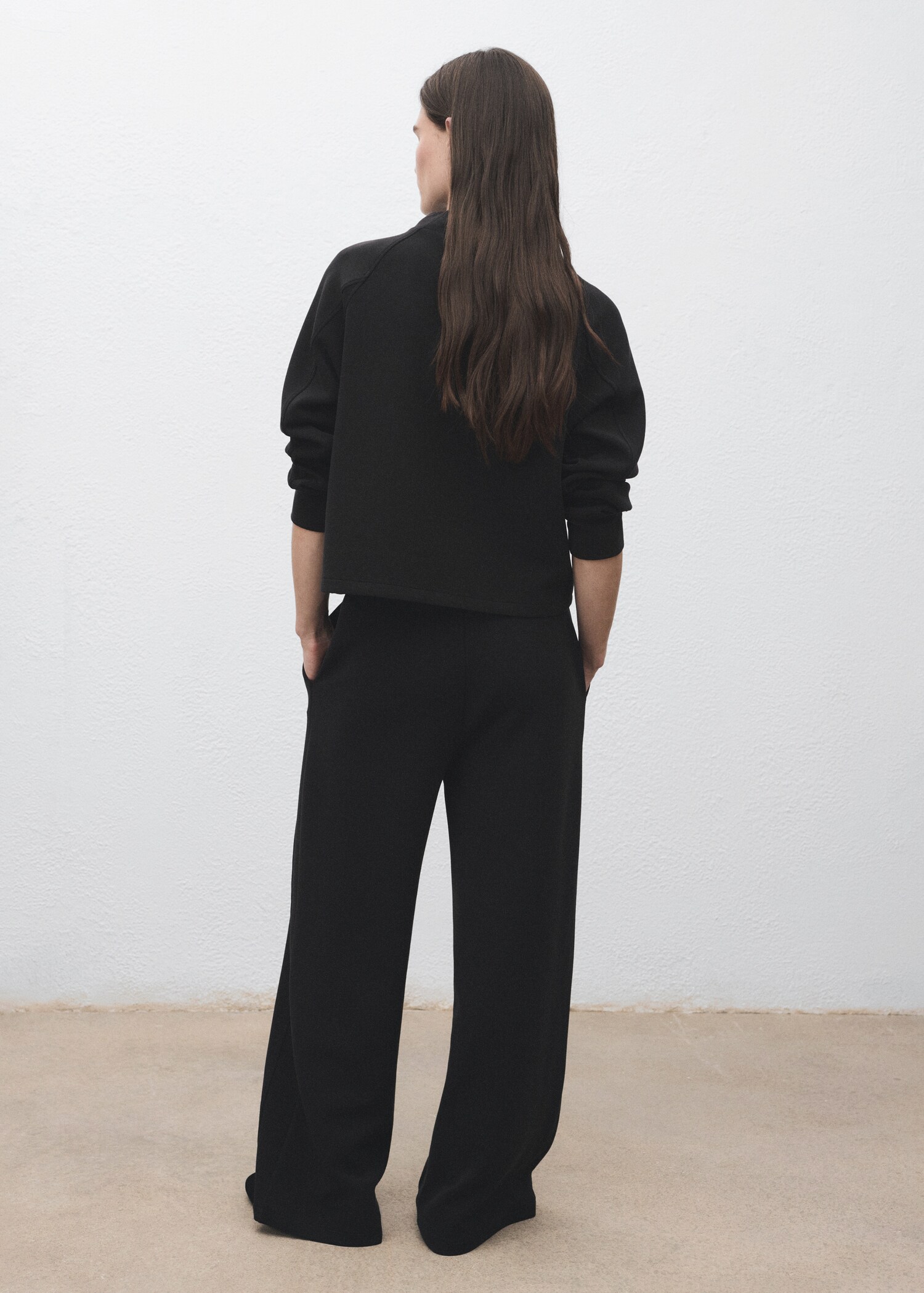 Drawstring jogger trousers - Reverse of the article