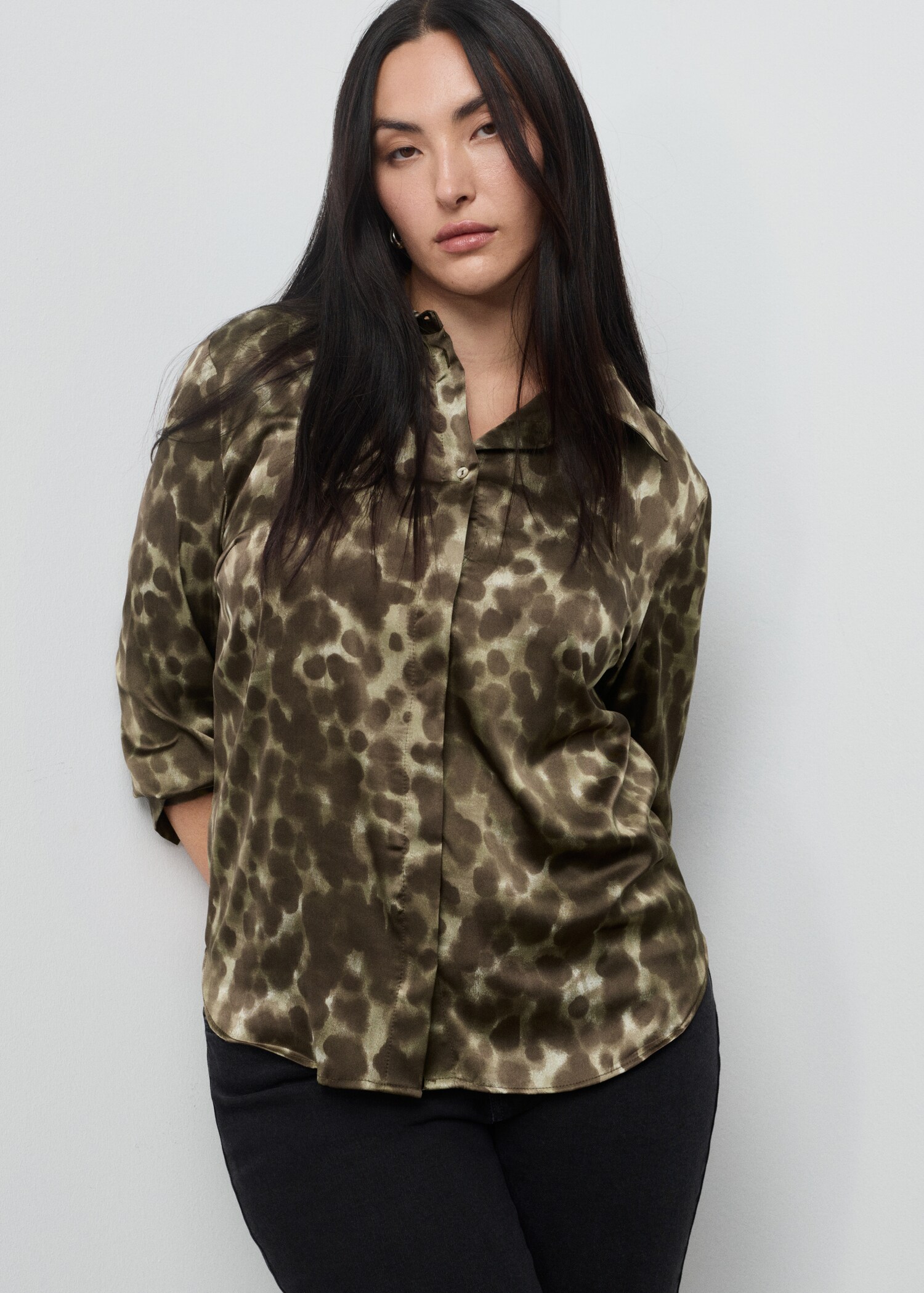 Satin print shirt - Details of the article 5