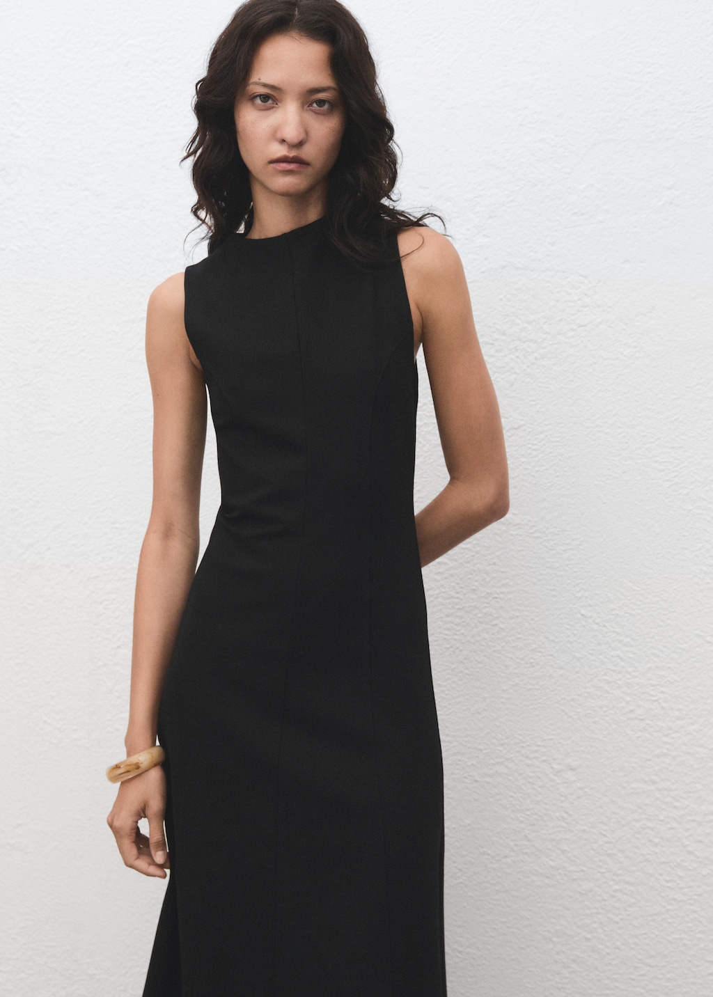 Midi-dress with stitching