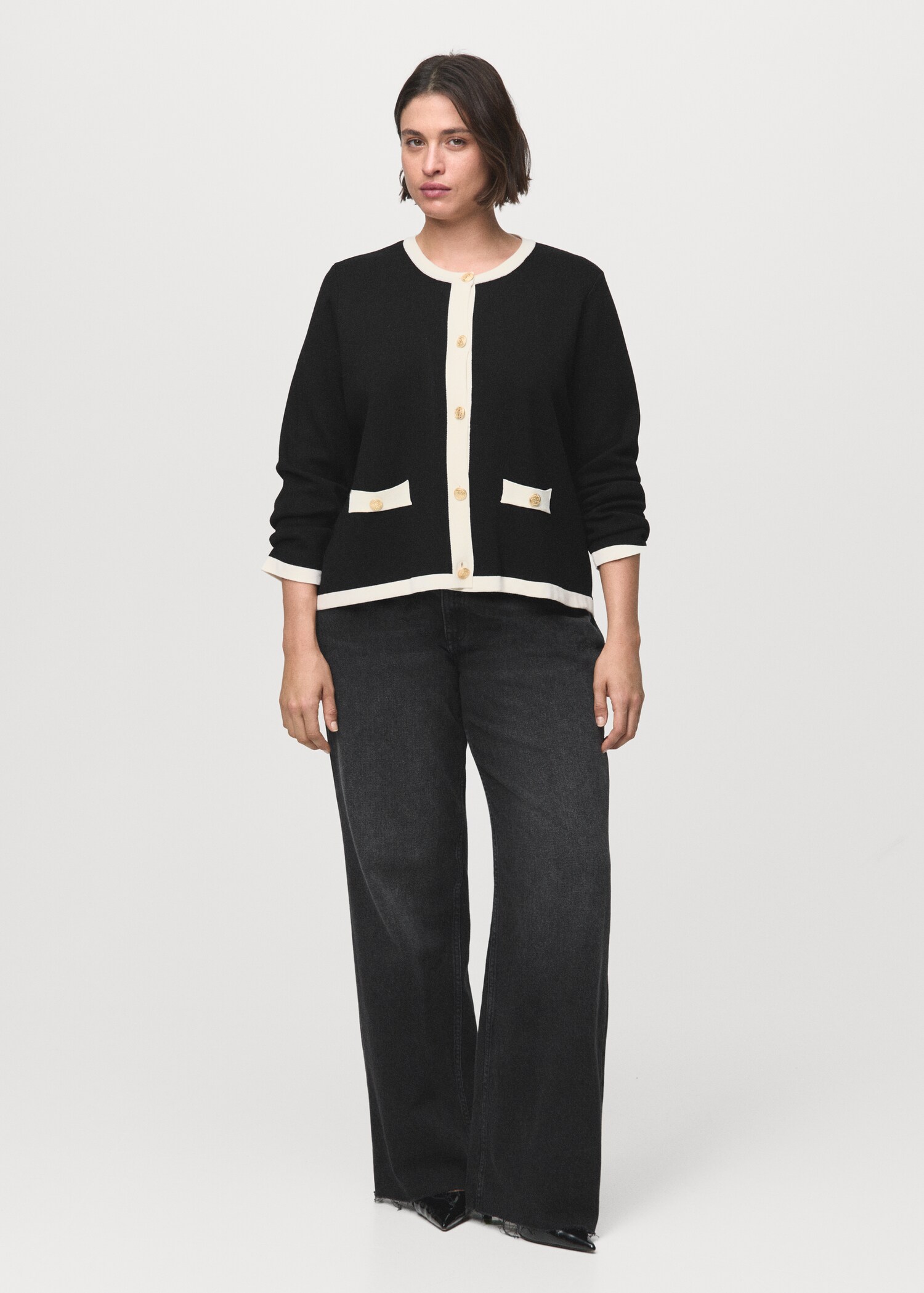 Gebreid jasje met contrasterende biesjes - Detail van het artikel 3