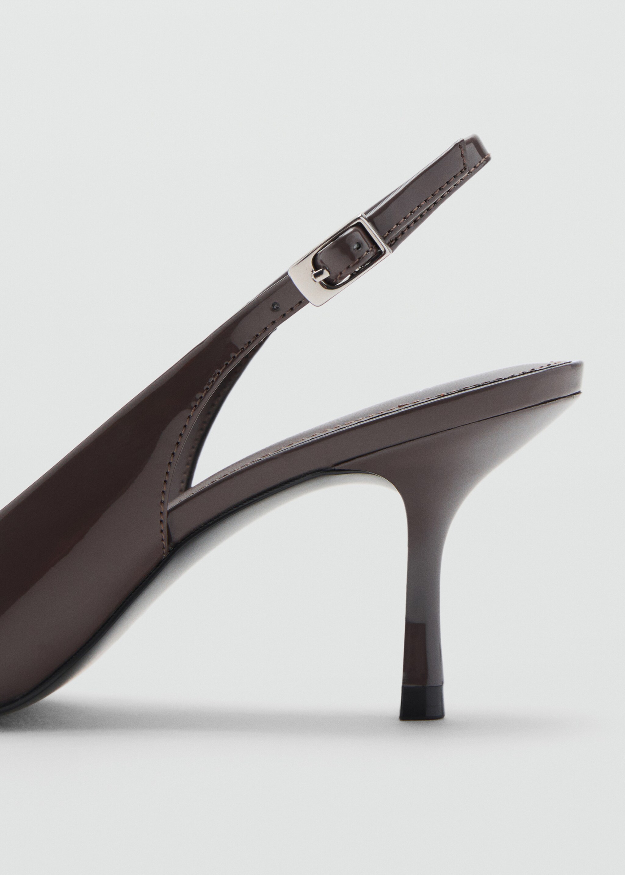 Pointed shoes with patent leather effect - Details of the article 1, Light Heather Grey. Ref: 17085822-00.