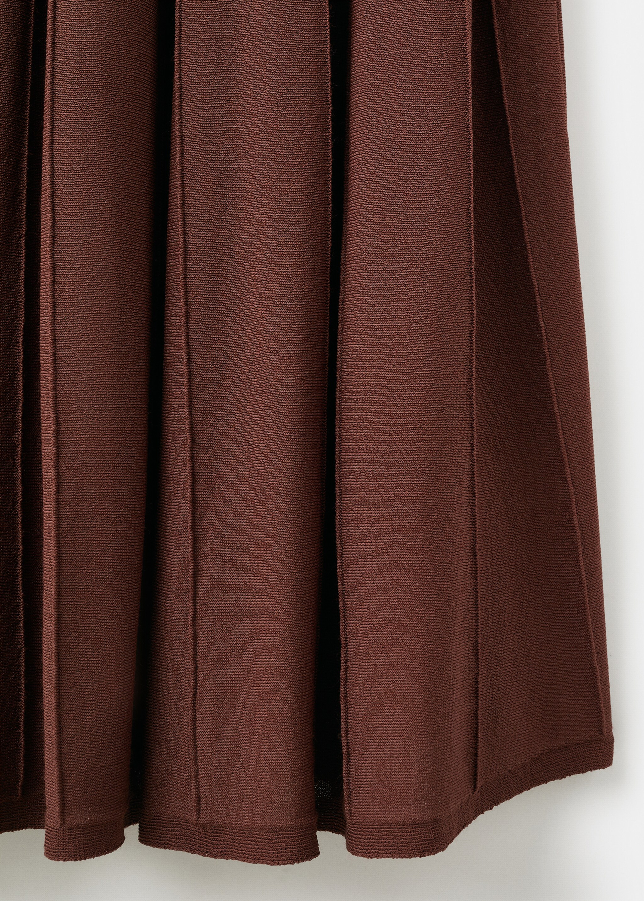 Knitted long skirt with seam detail - Details of the article 0, Brown. Ref: 17085823-00.