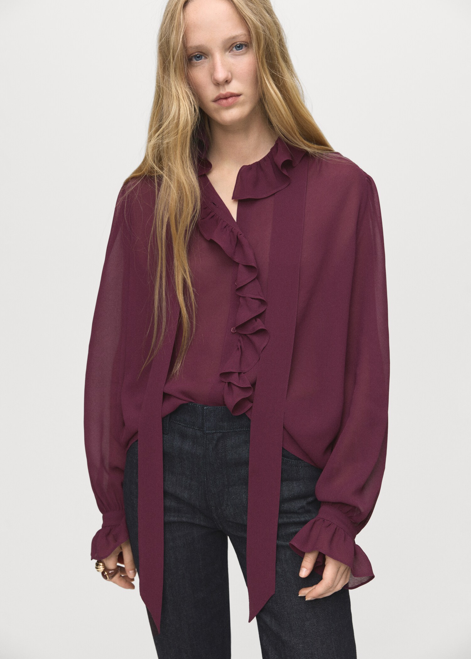 Ruffled blouse with scarf - Medium plane