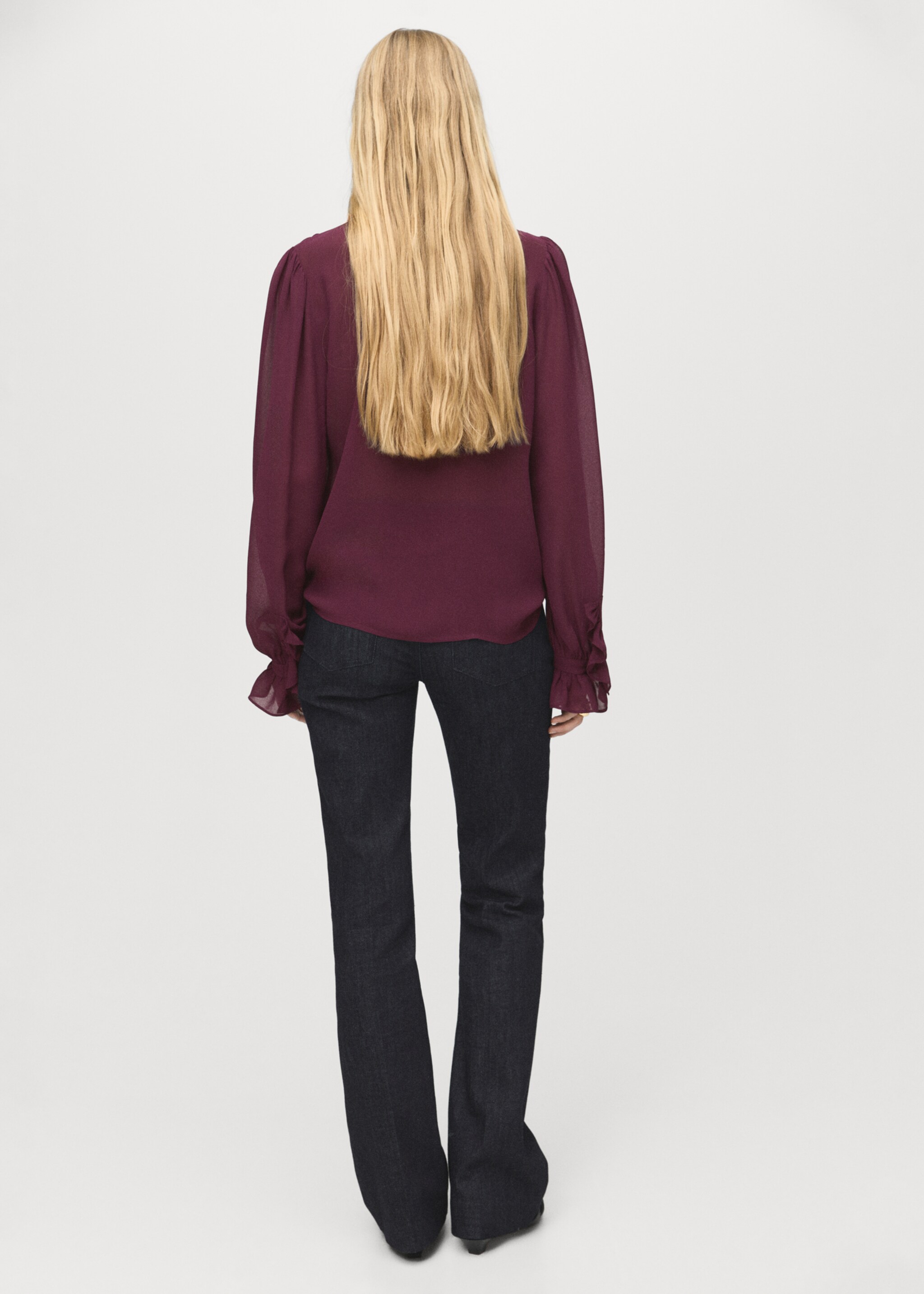 Ruffled blouse with scarf - Reverse of the article, Burgundy. Ref: 17085826-00.
