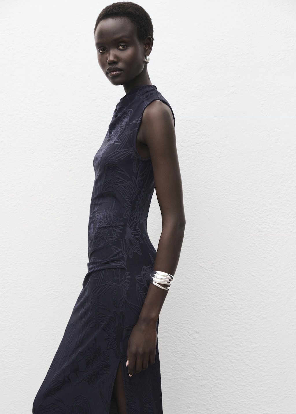 Embroidered dress with draped collar