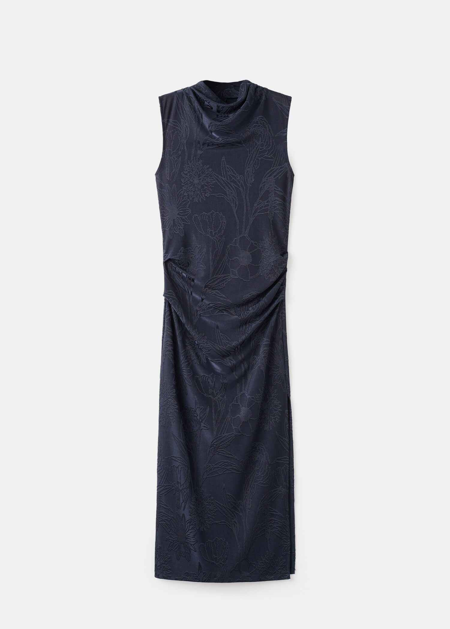 Robe brodée col bénitier - Article sans modèle