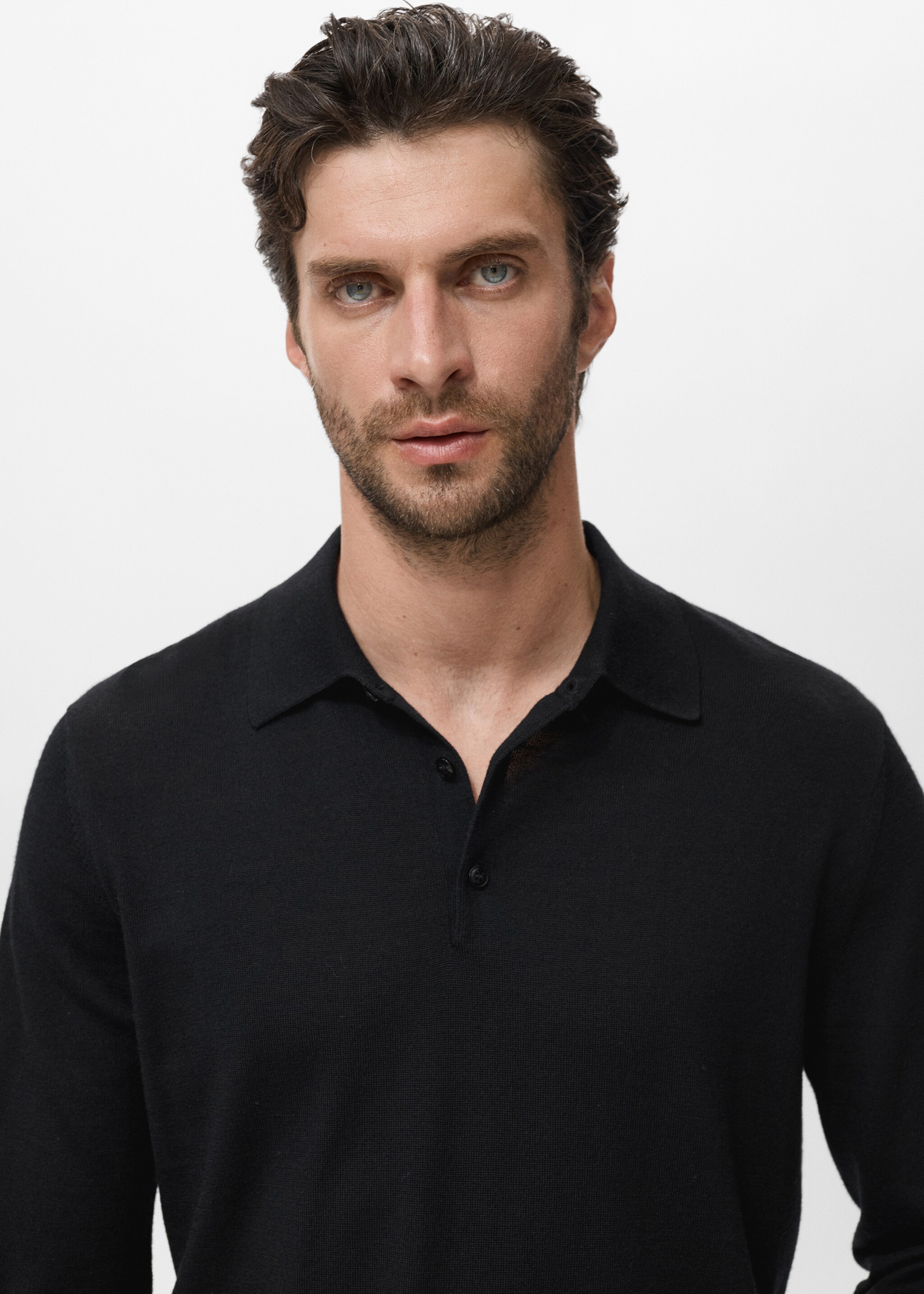 100% wool knitted polo sweater - Details of the article 1, Black. Ref: 17085970-00.