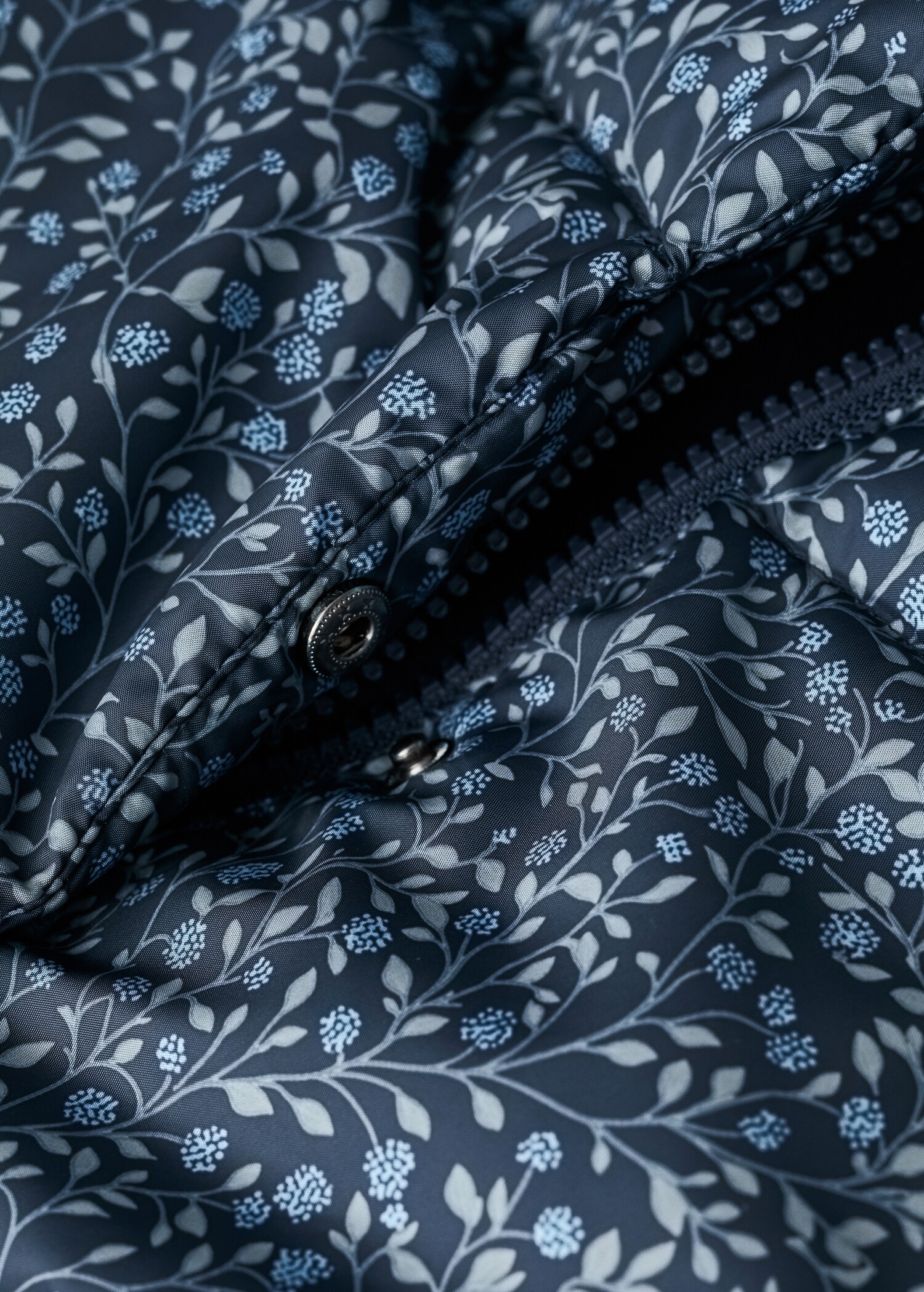 Anorak annab - Details of the article 8