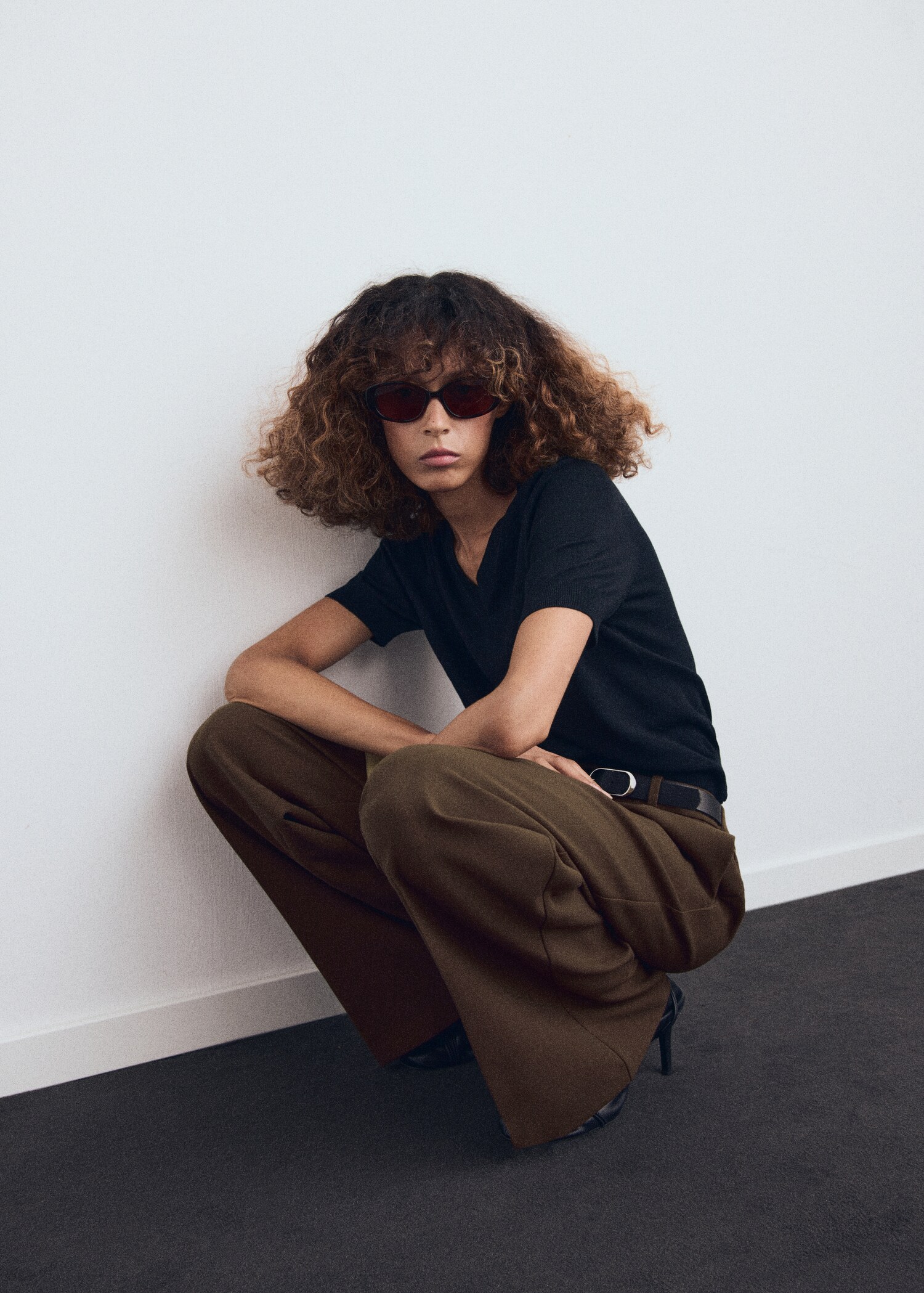 Pantalon combiné avec ceinture - Détail de l'article 2