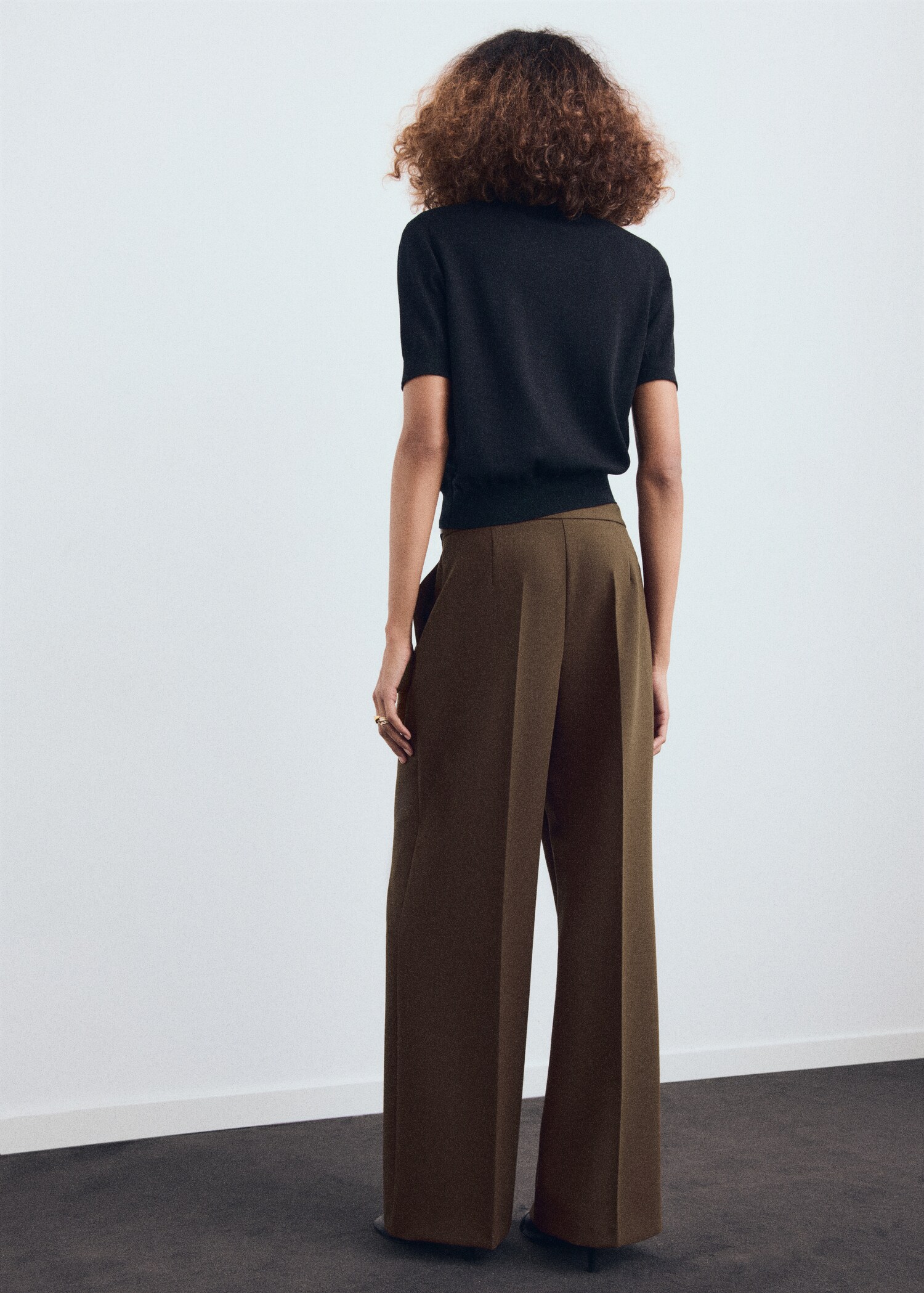 Pantalon combiné avec ceinture - Verso de l’article