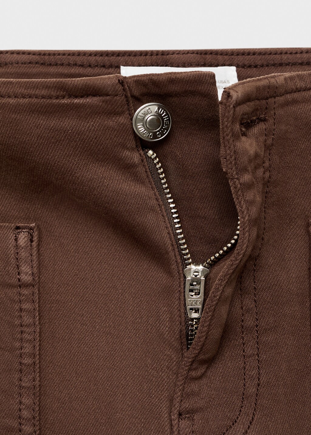 Wide leg jeans with pockets