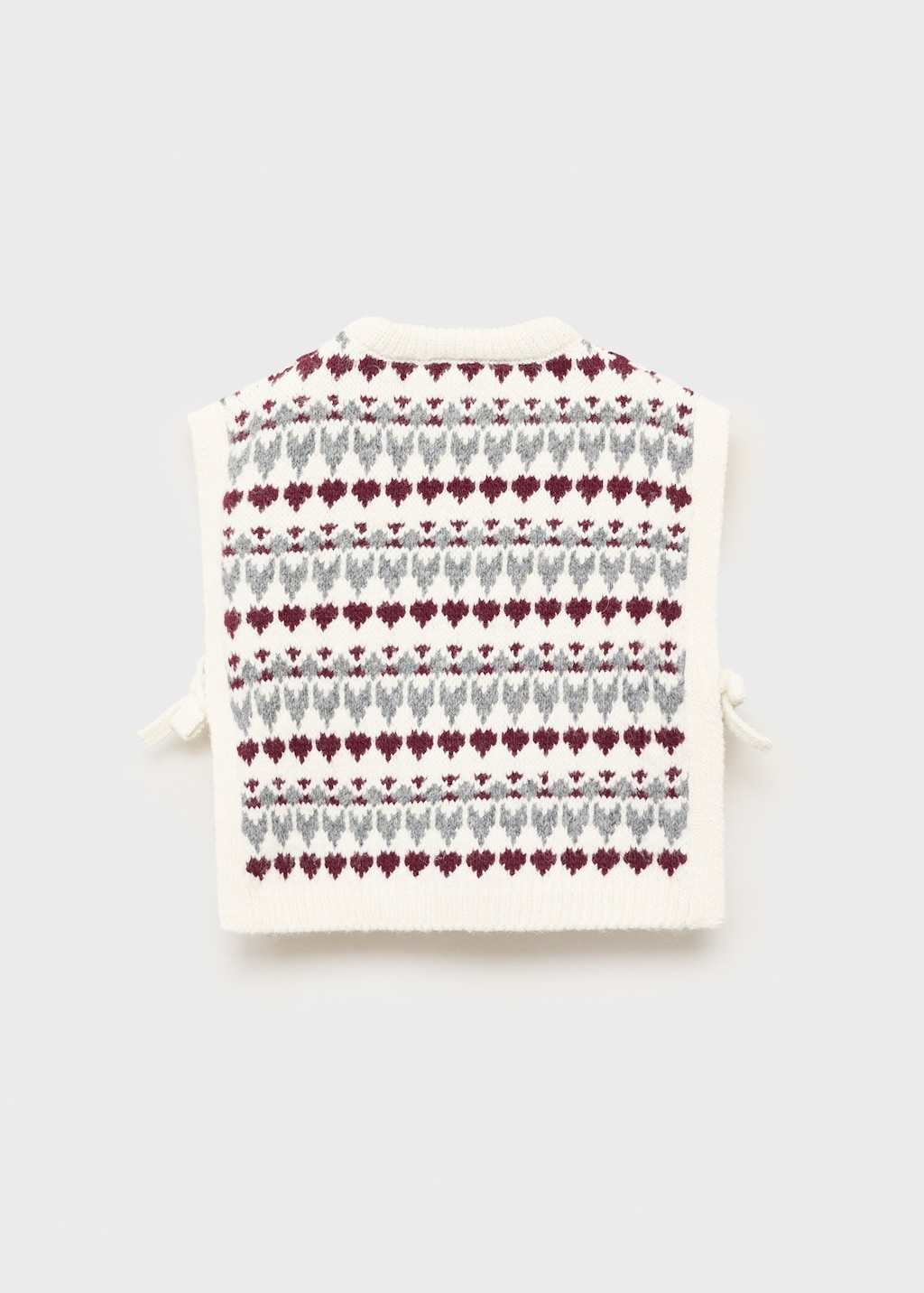 Knitted vest with heart pattern