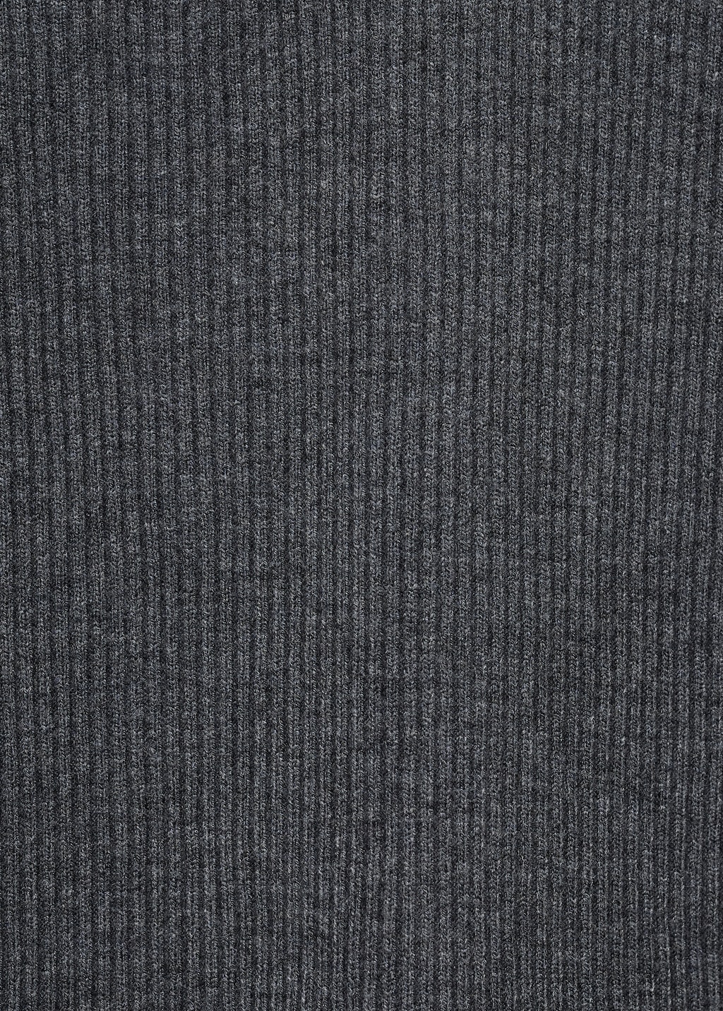 Long dress with cut-out