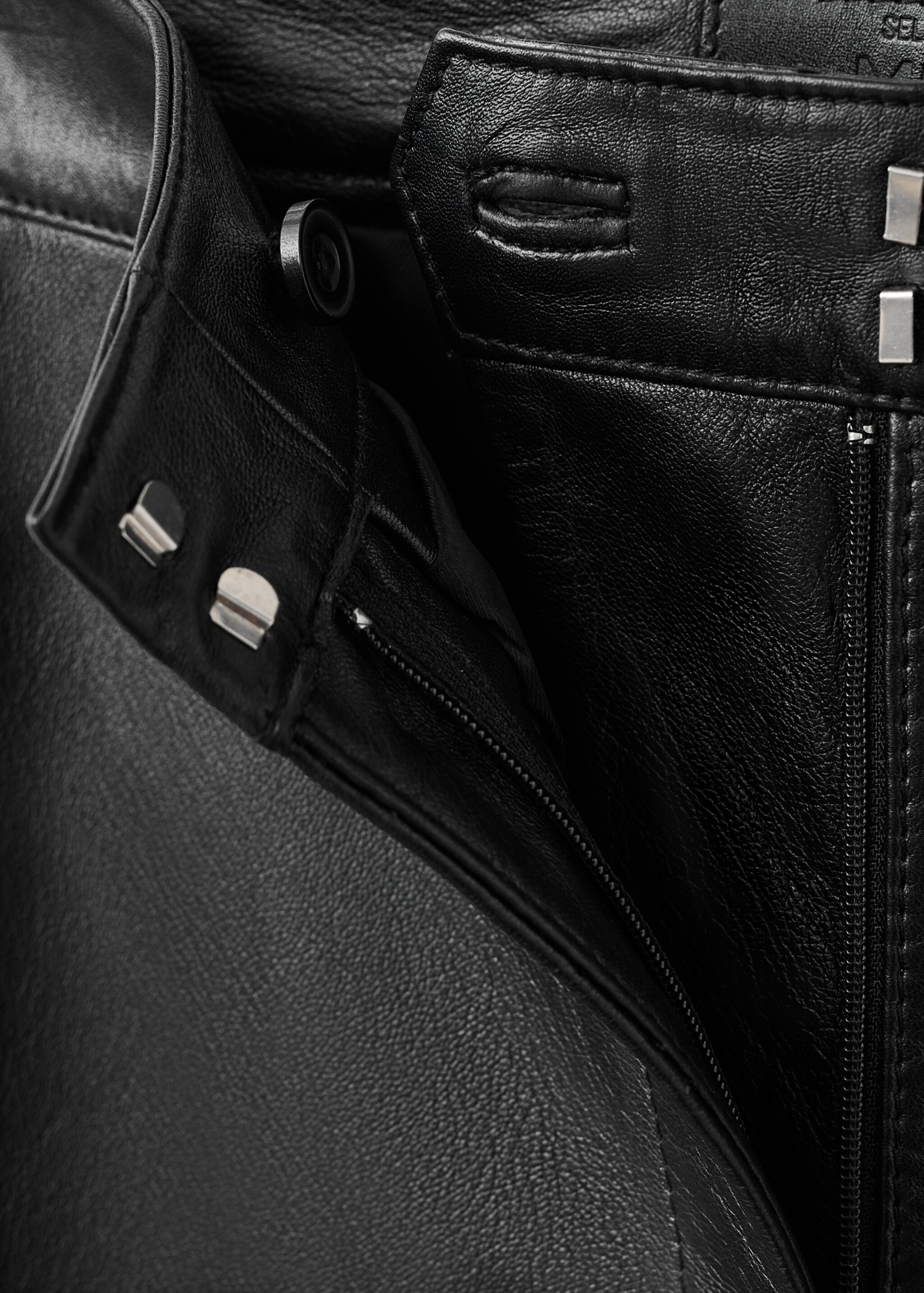 100% leather flared pants - Details of the article 0, Black. Ref: 17086343-00.