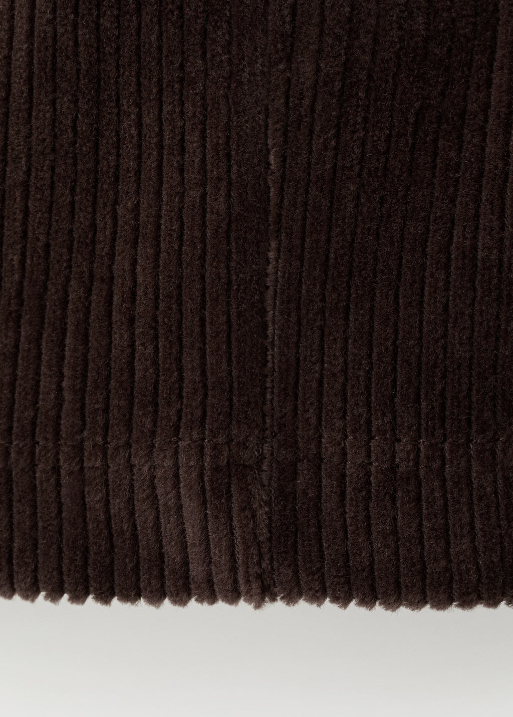 Elastic waist shorts