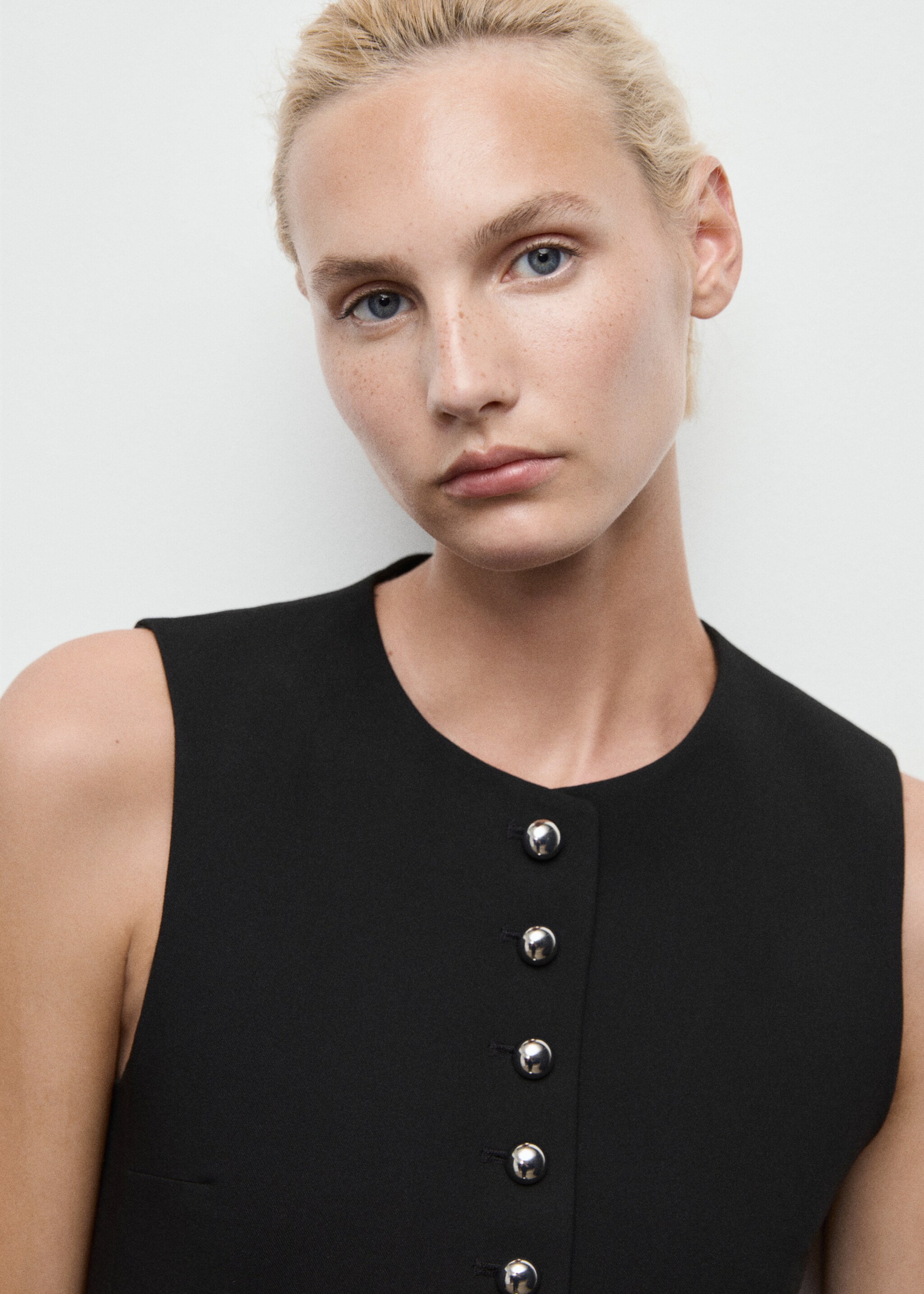 Waistcoat with jewel buttons - Details of the article 1, Black. Ref: 17086349-00.