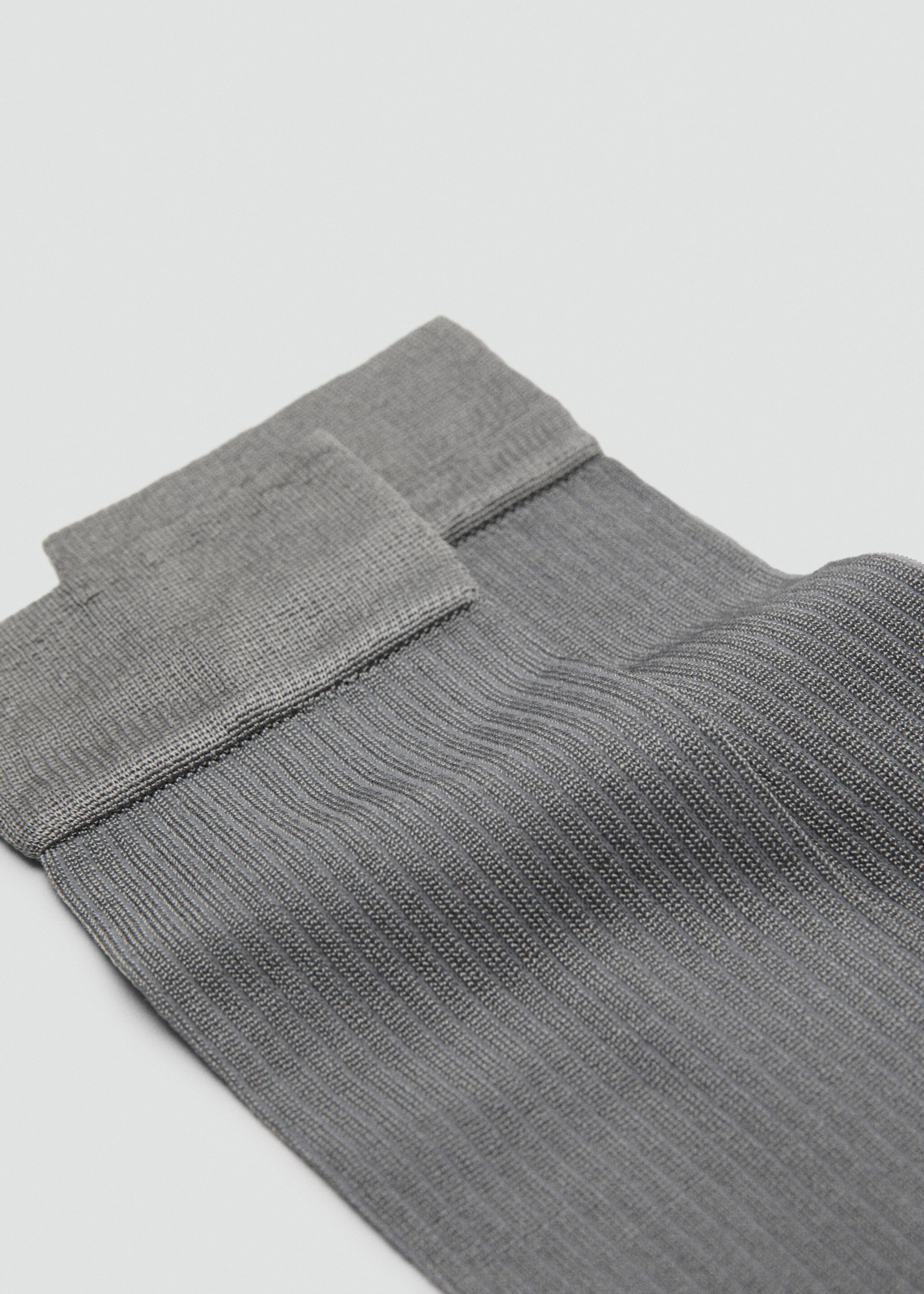 Long ribbed socks - Details of the article 1, Grey. Ref: 17086352-00.