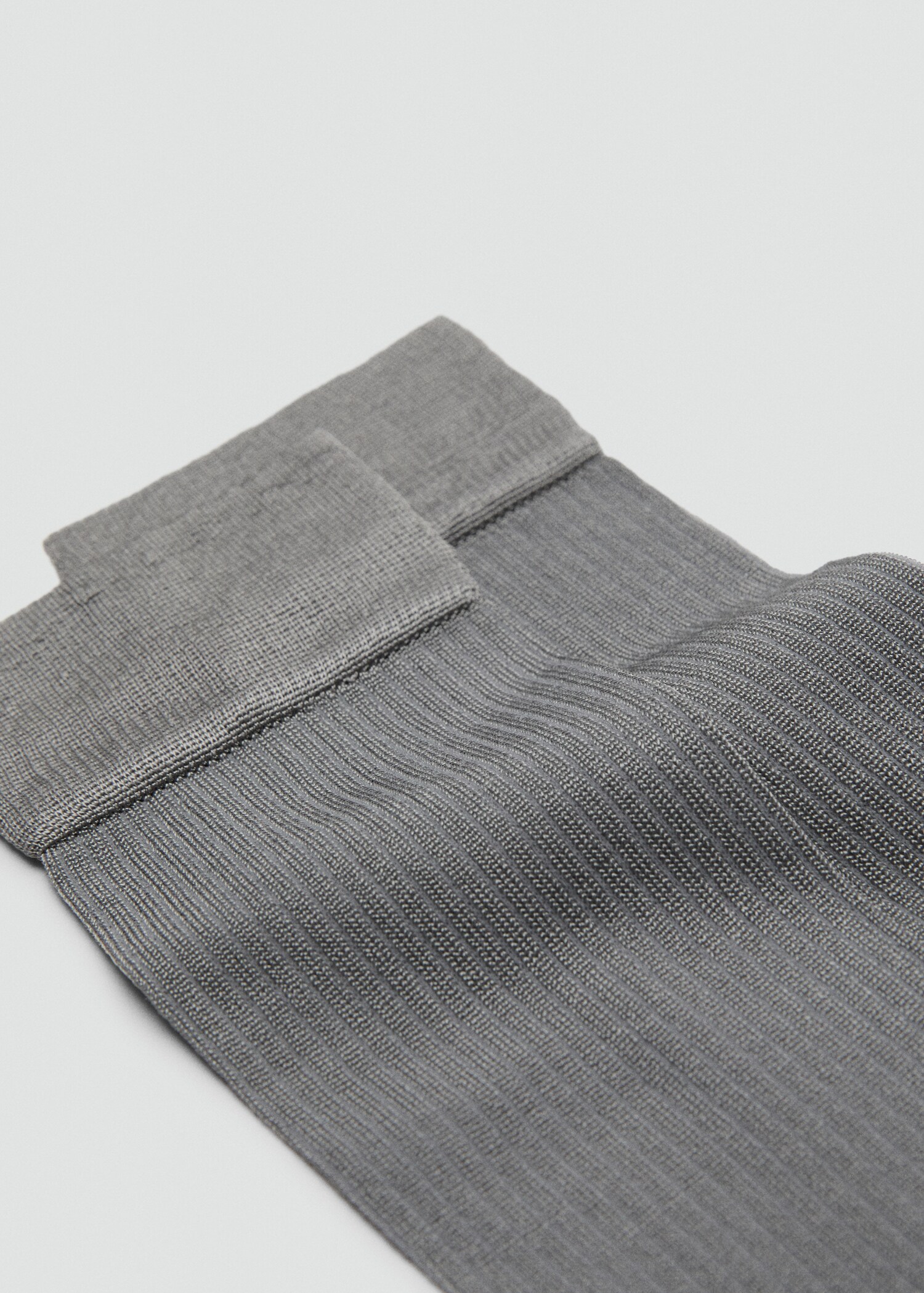 Long ribbed socks - Details of the article 1
