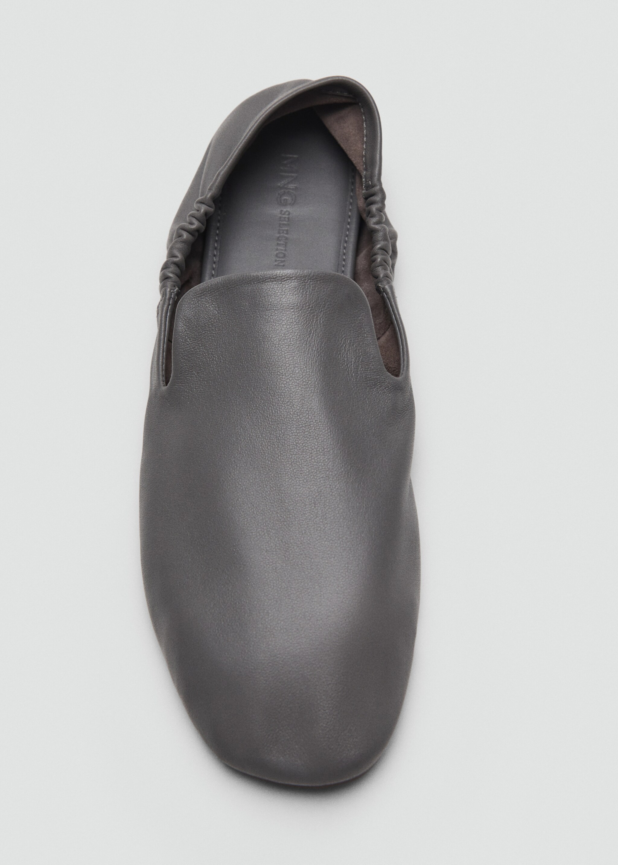 100% leather gathered shoes - Details of the article 2, Grey. Ref: 17086354-00.