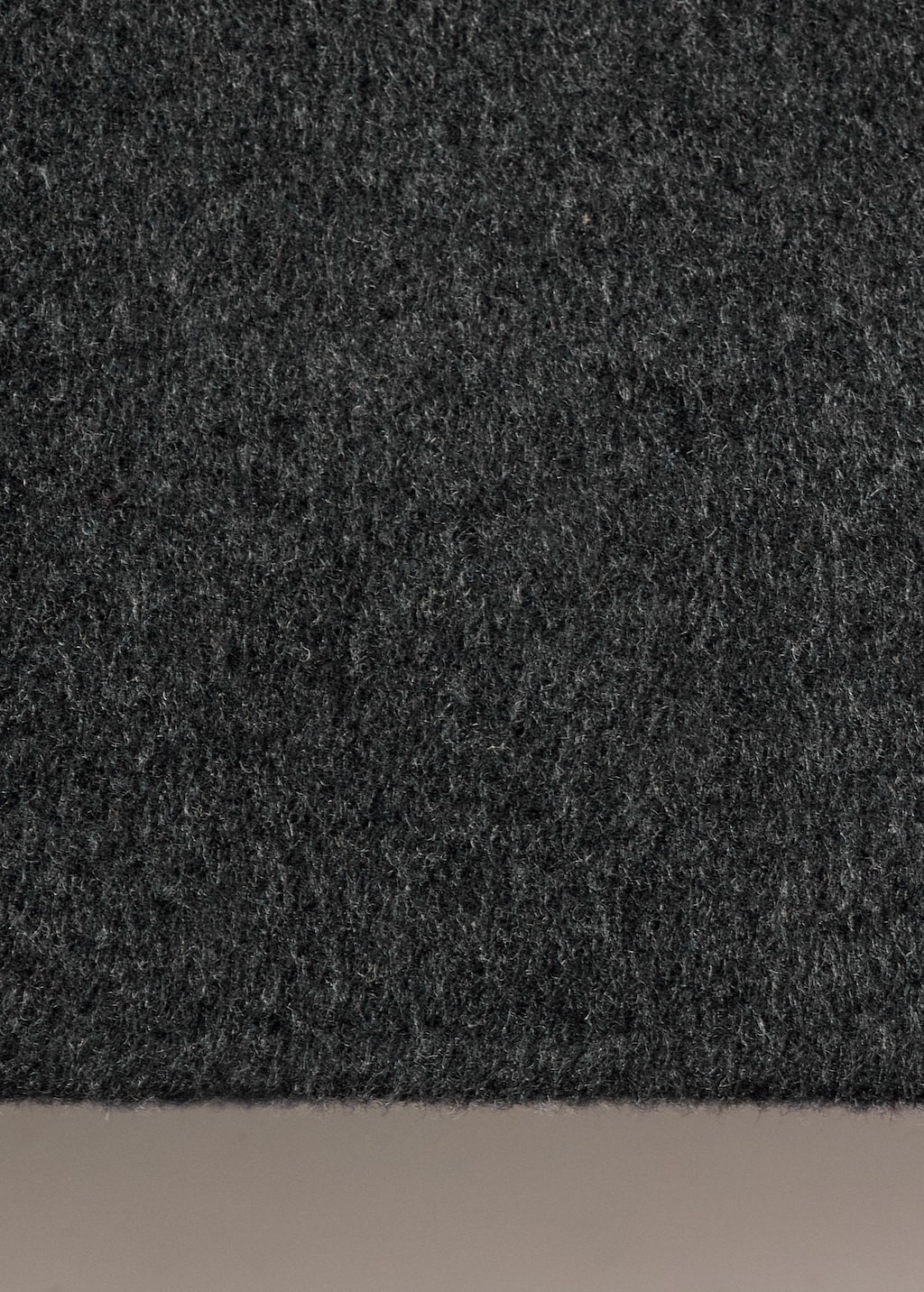 Wool top with three-quarter sleeve