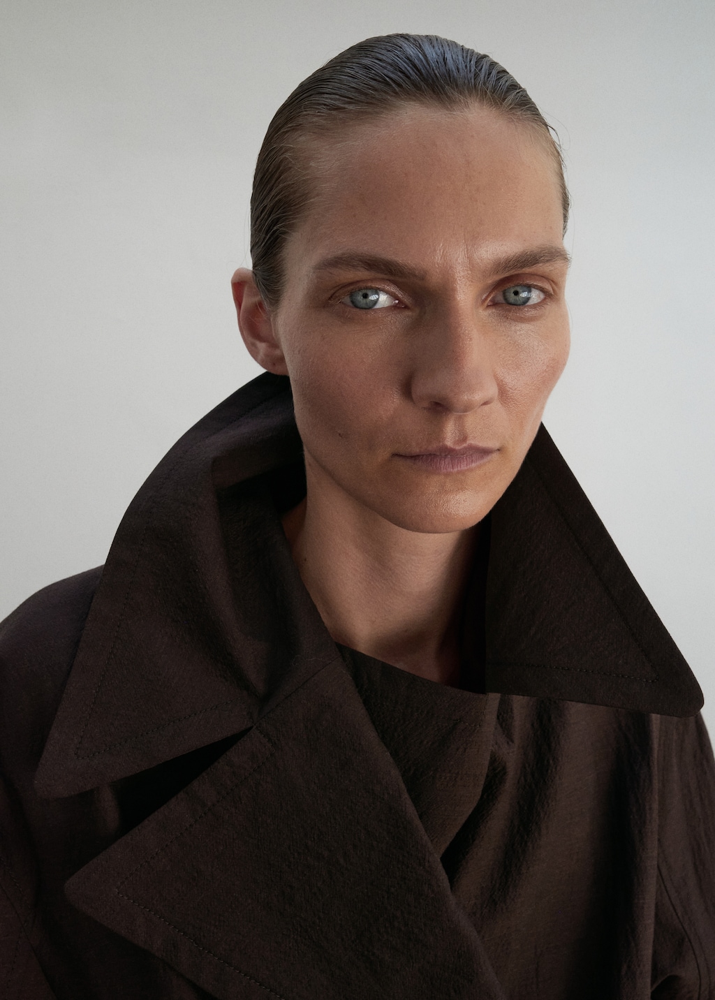 Long virgin wool trench coat