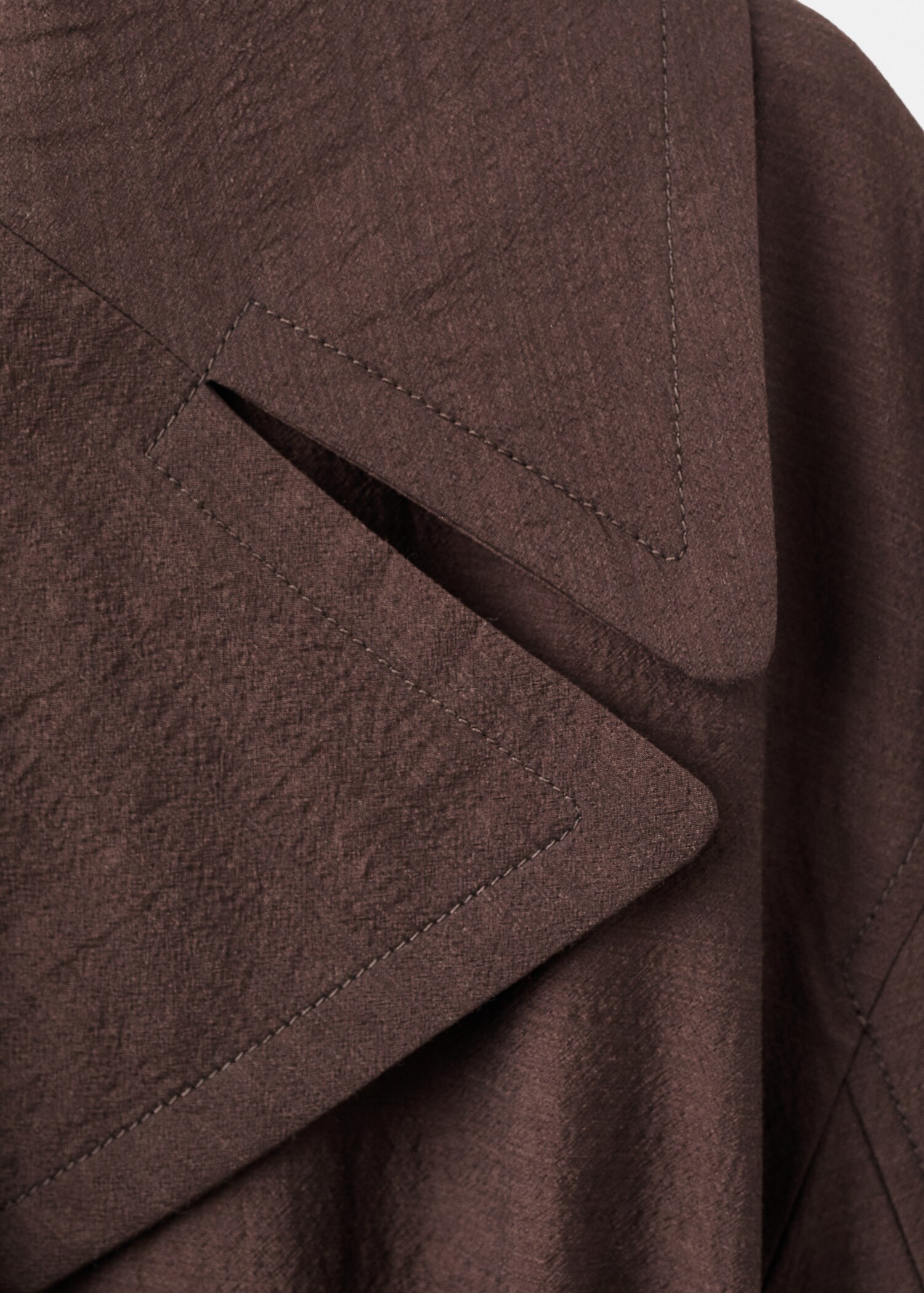Long virgin wool trench coat - Details of the article 8