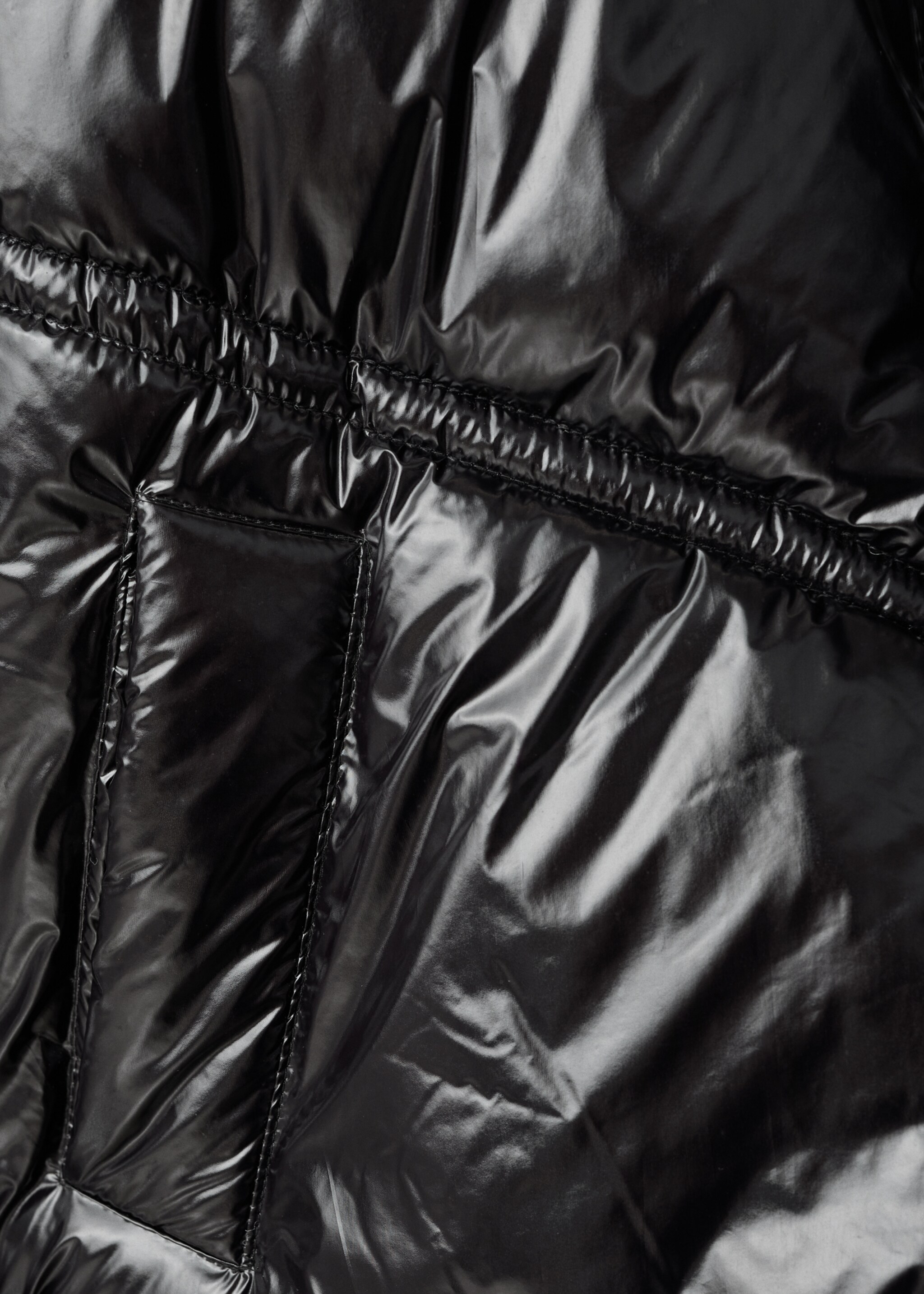 Shiny quilted anorak - Details of the article 0, Black. Ref: 17086719-00.