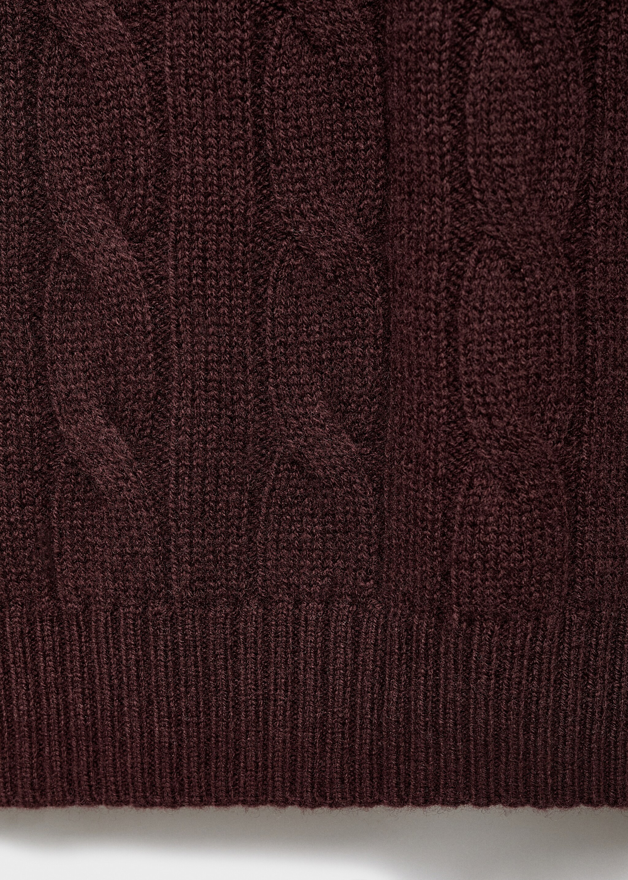 100% wool braided sweater - Details of the article 0, Wine. Ref: 17086721-00.