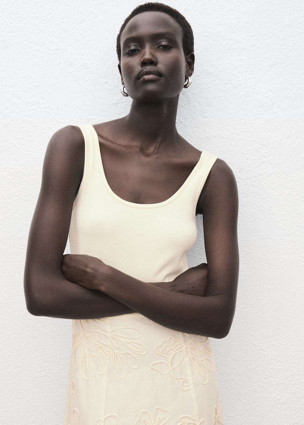 Floral-embroidered combined dress