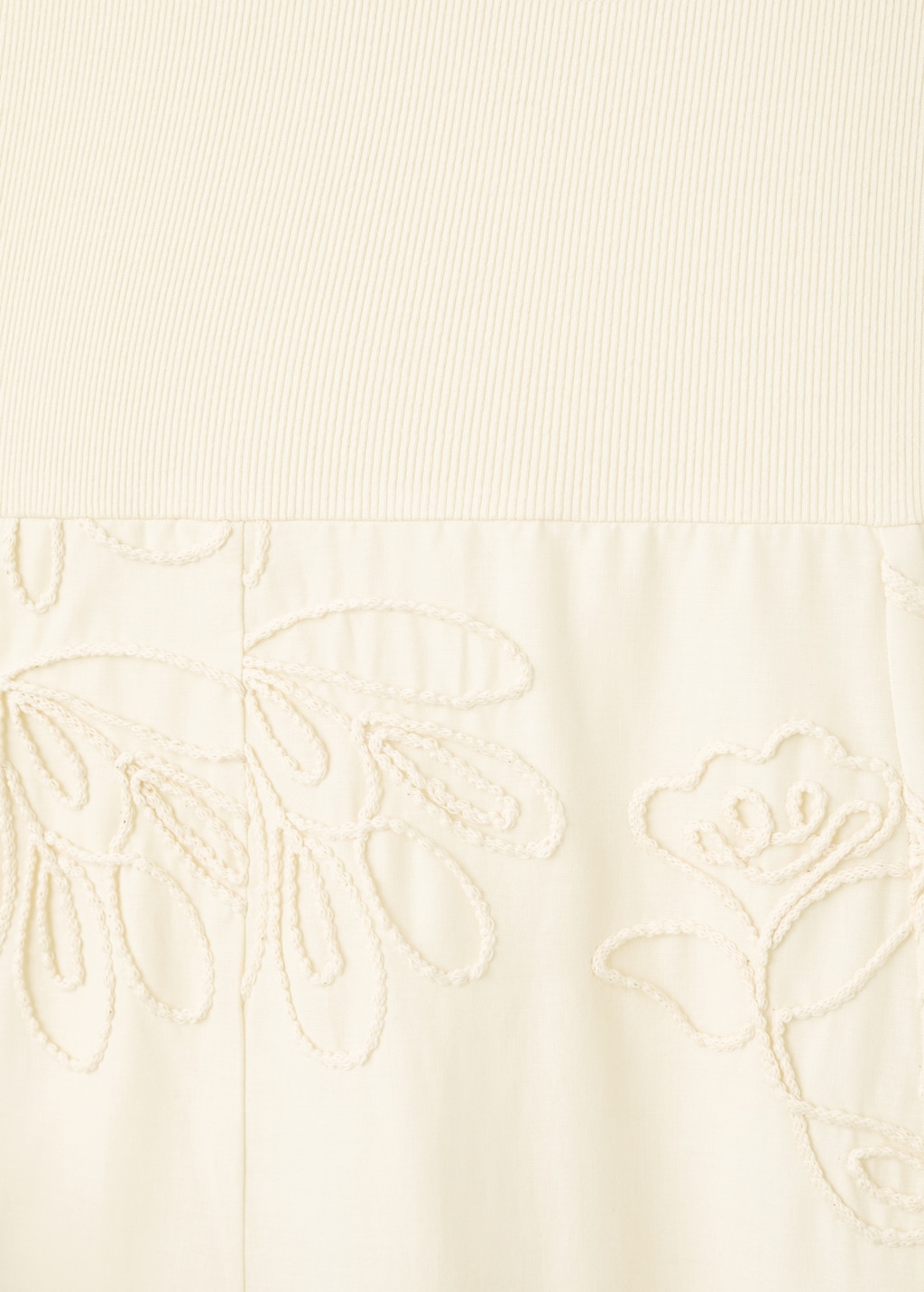 Floral-embroidered combined dress