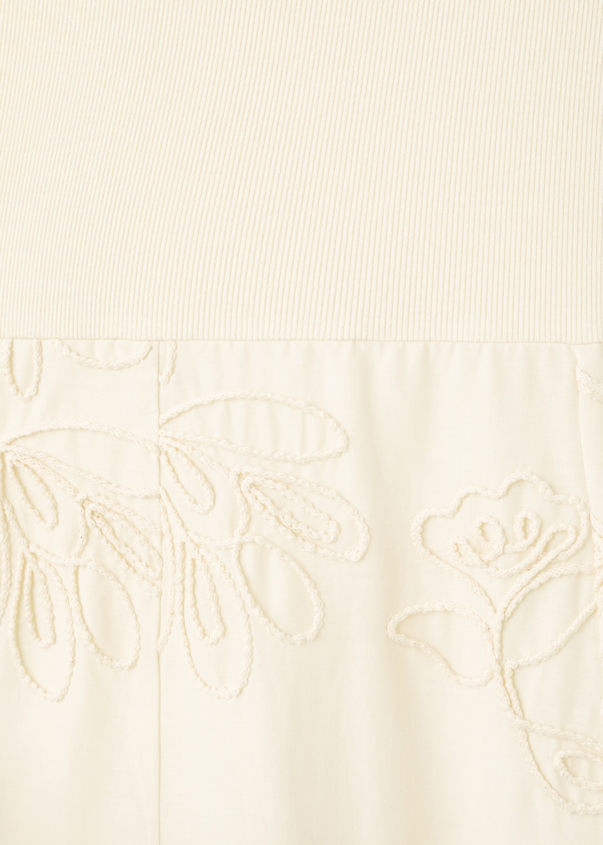 Floral-embroidered combined dress - Details of the article 8, Ecru. Ref: 17086728-00.