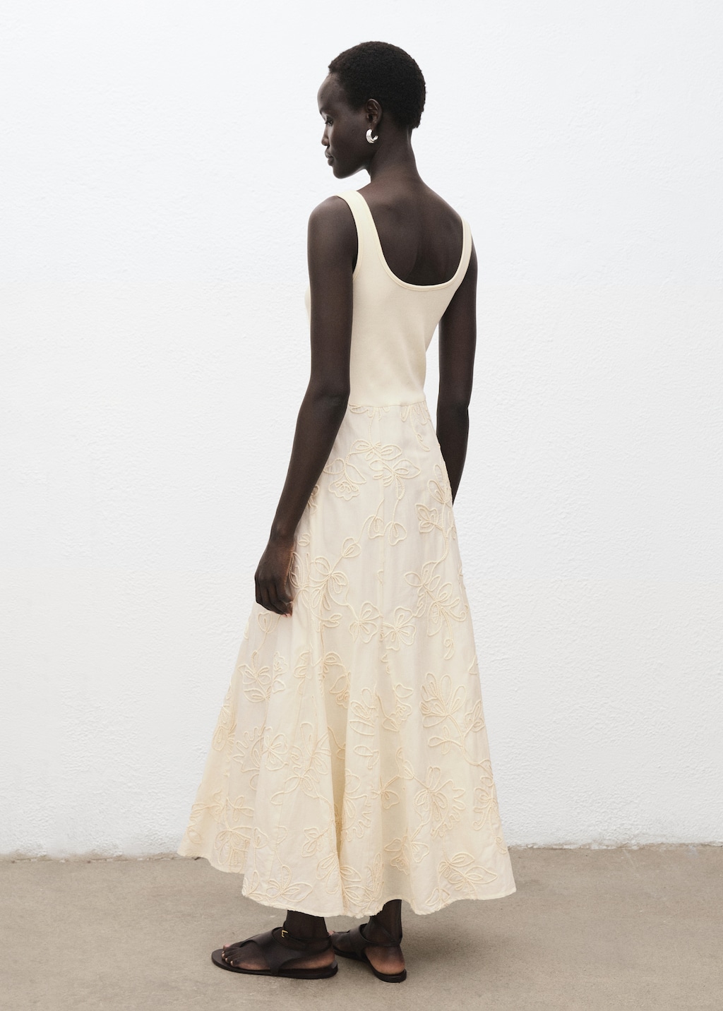 Floral-embroidered combined dress - image 3