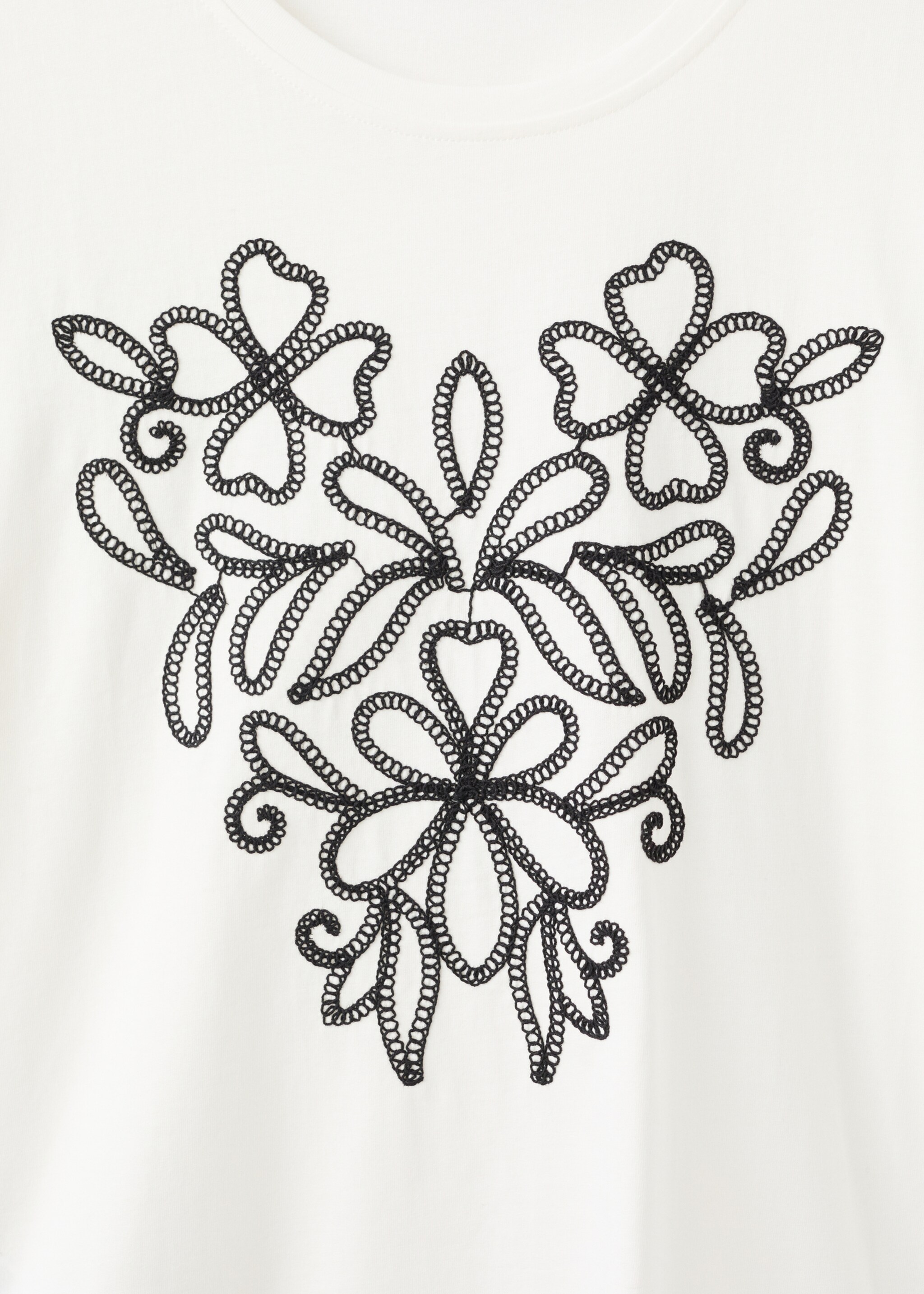 Floral-embroidered cotton t-shirt - Details of the article 8, White. Ref: 17086736-00.