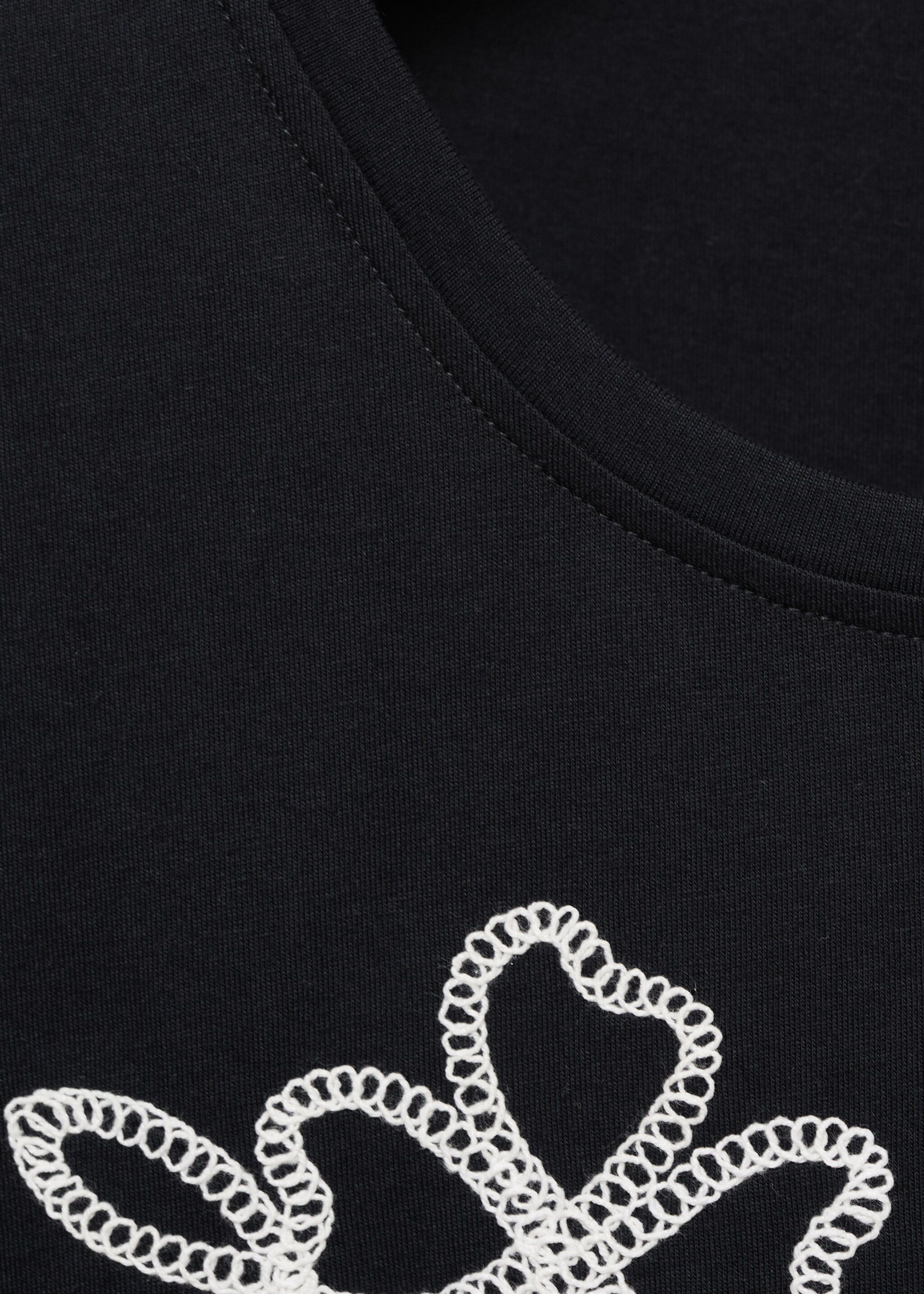 Floral-embroidered cotton t-shirt - Details of the article 0, Black. Ref: 17086736-00.