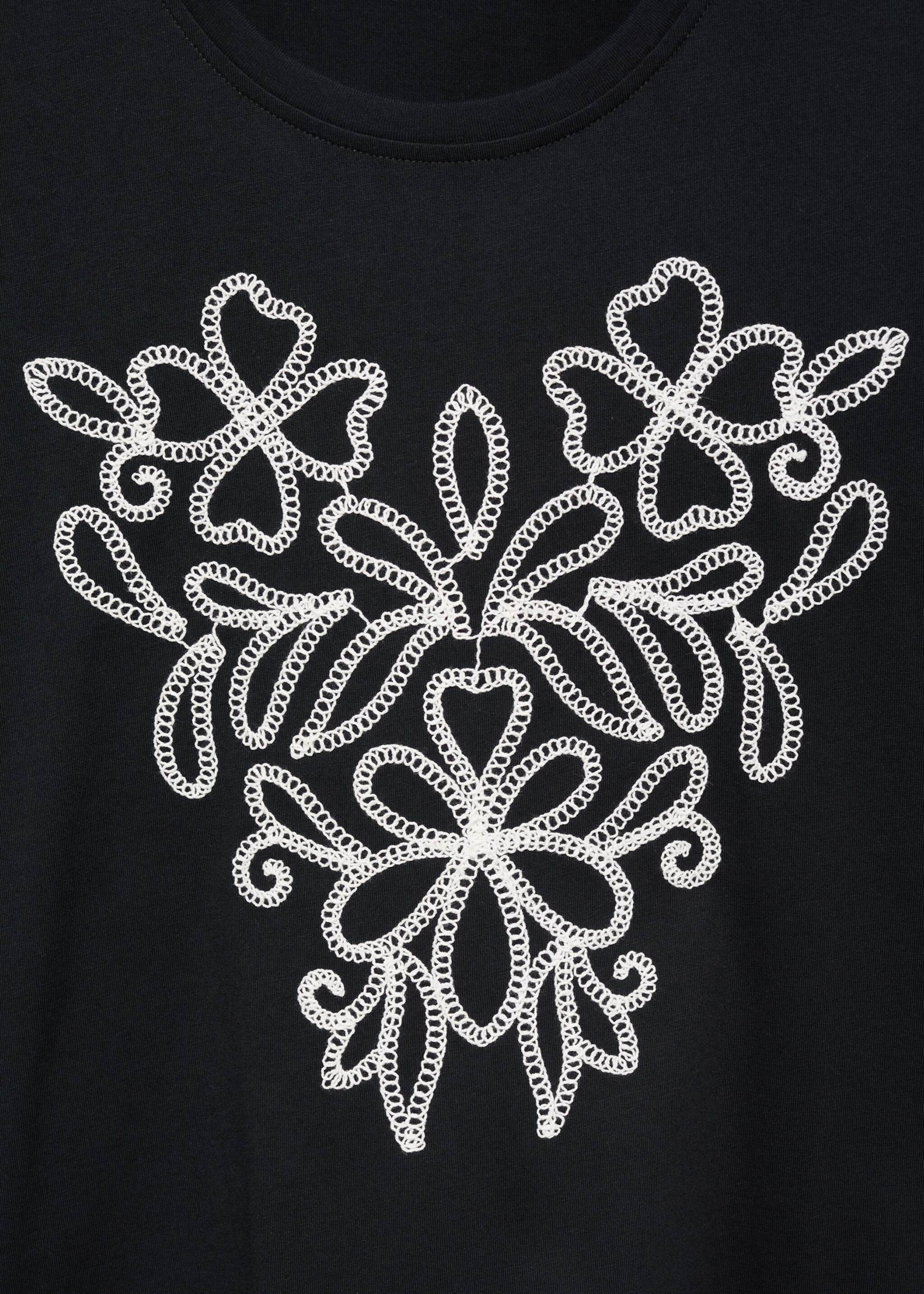 Floral-embroidered cotton t-shirt - Details of the article 8, Black. Ref: 17086736-00.