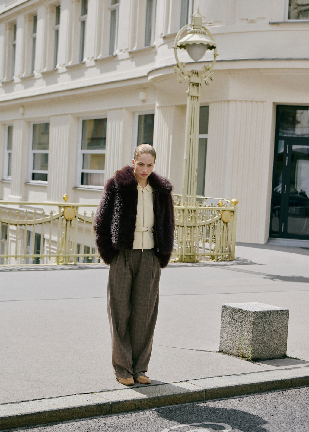 Fur-effect jacket with zip